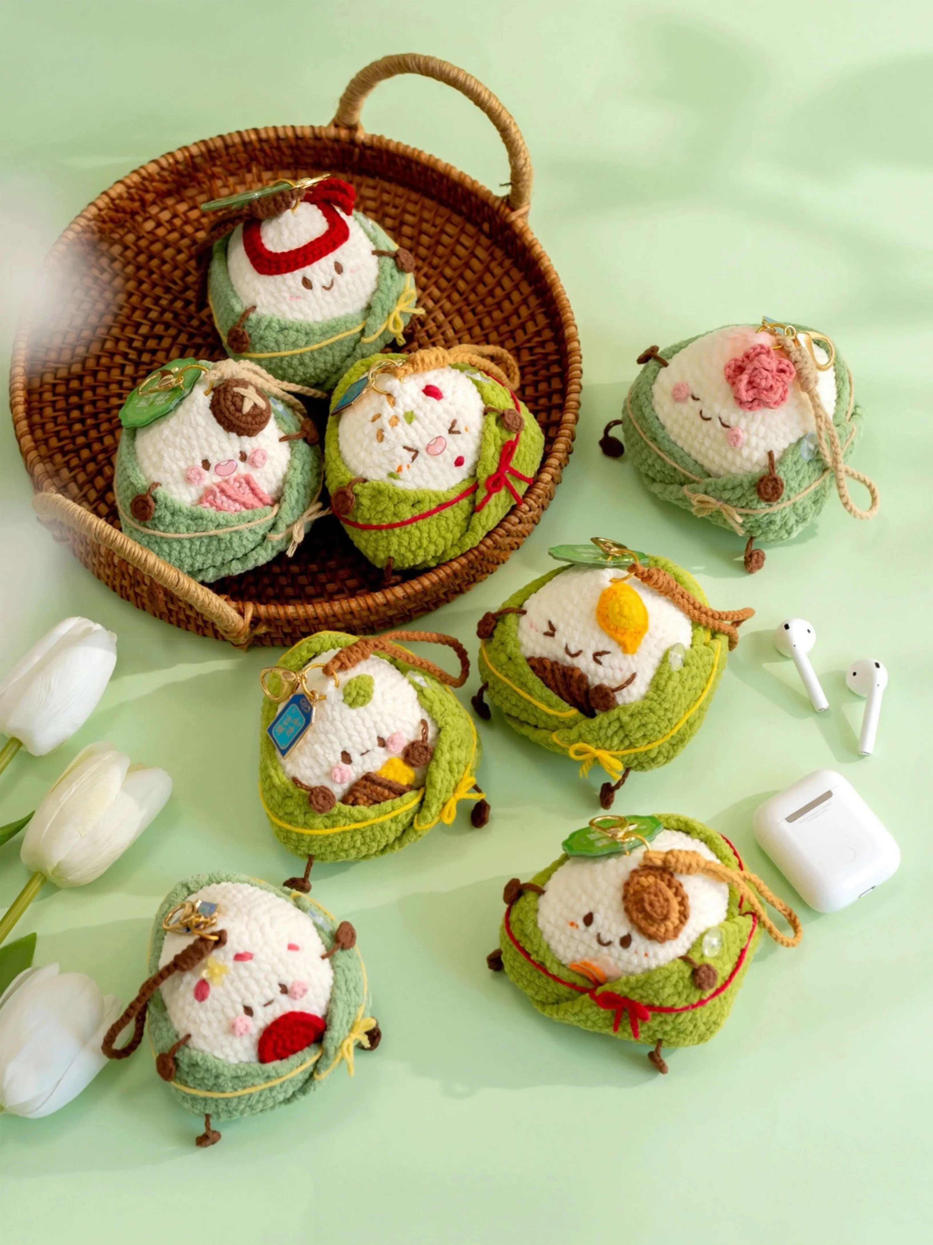 Zongzi Earphone Case crochet project