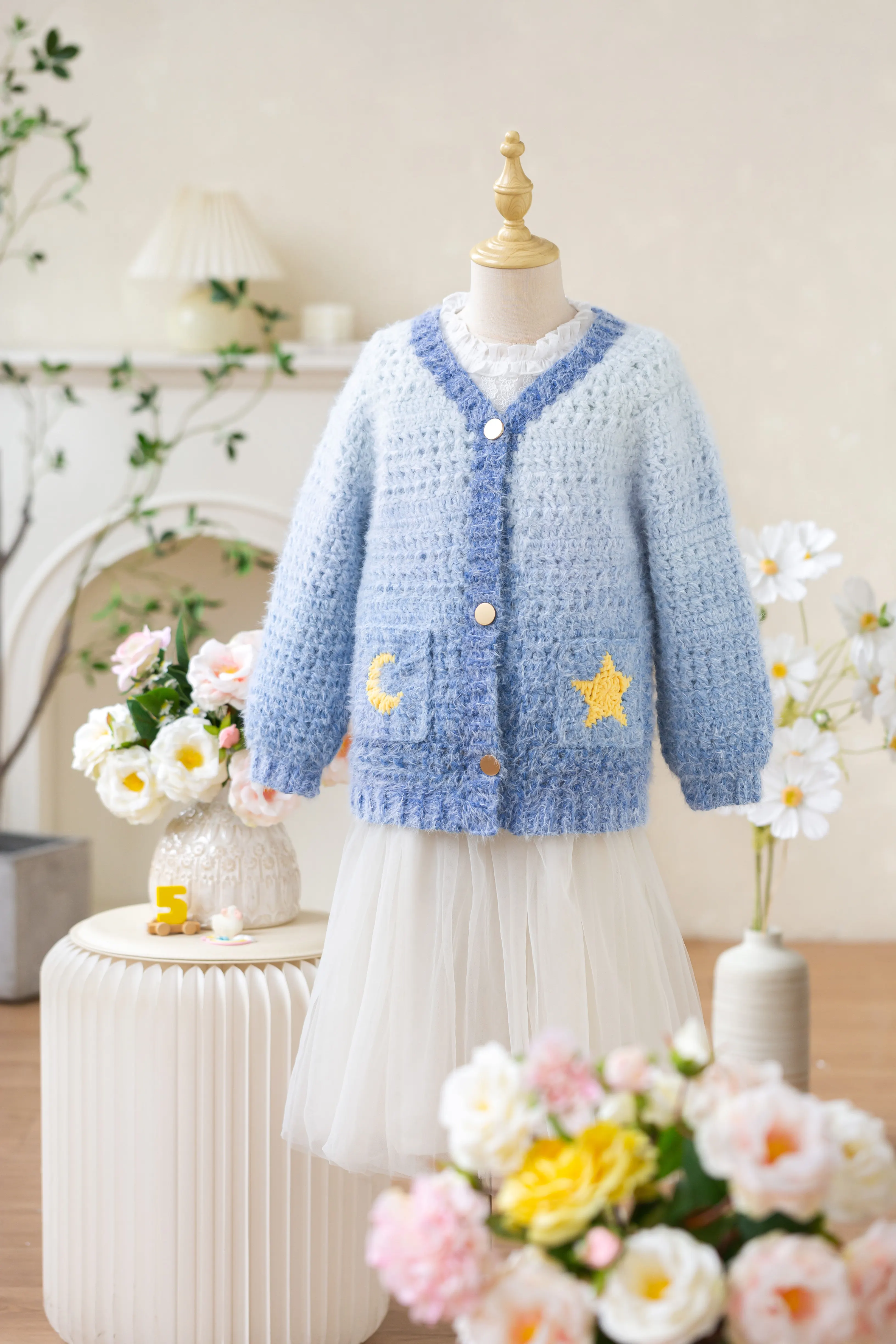 Star Moon Cardigan tutorial cover