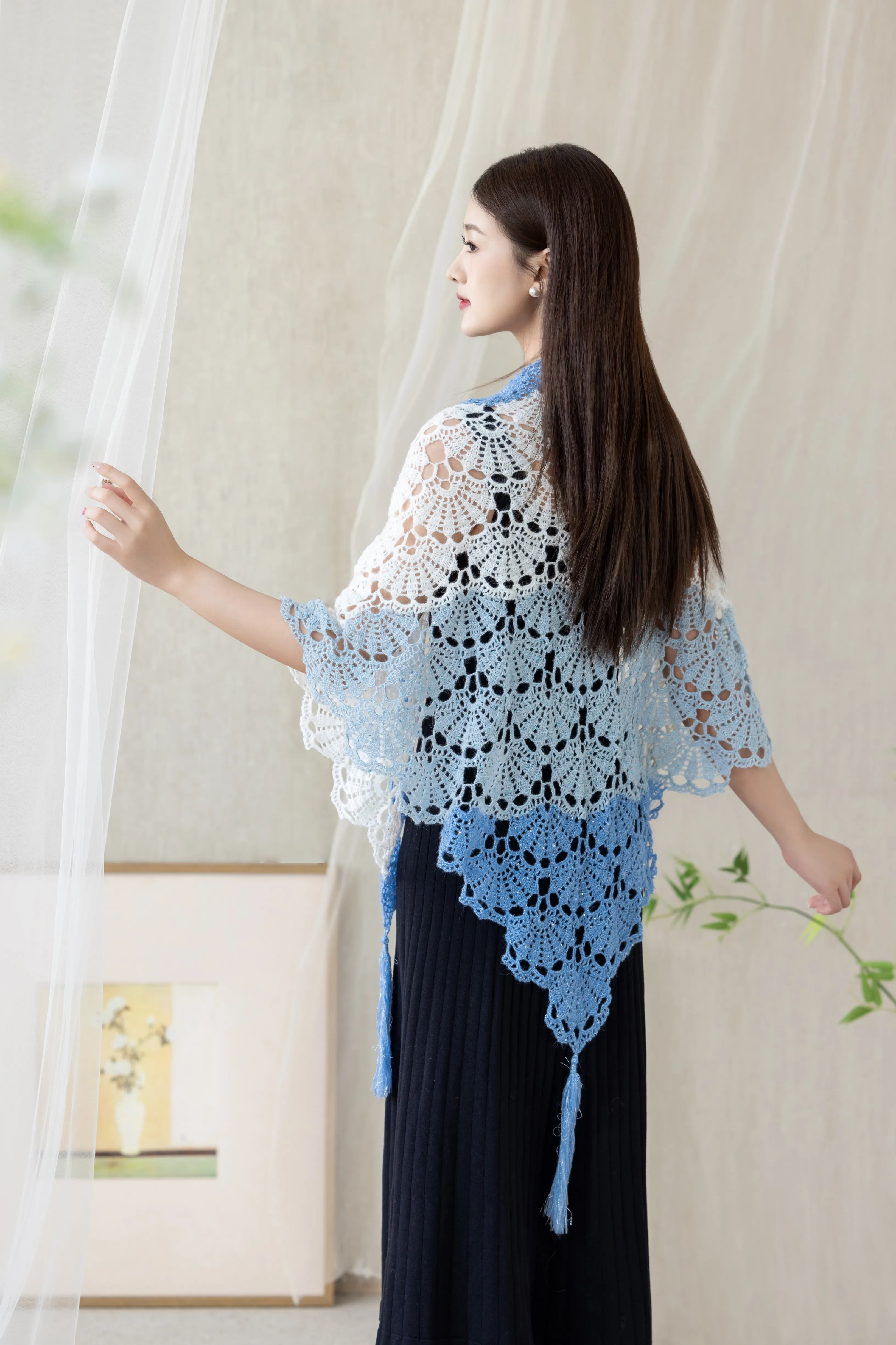 Shell-Glint Shawl crochet project