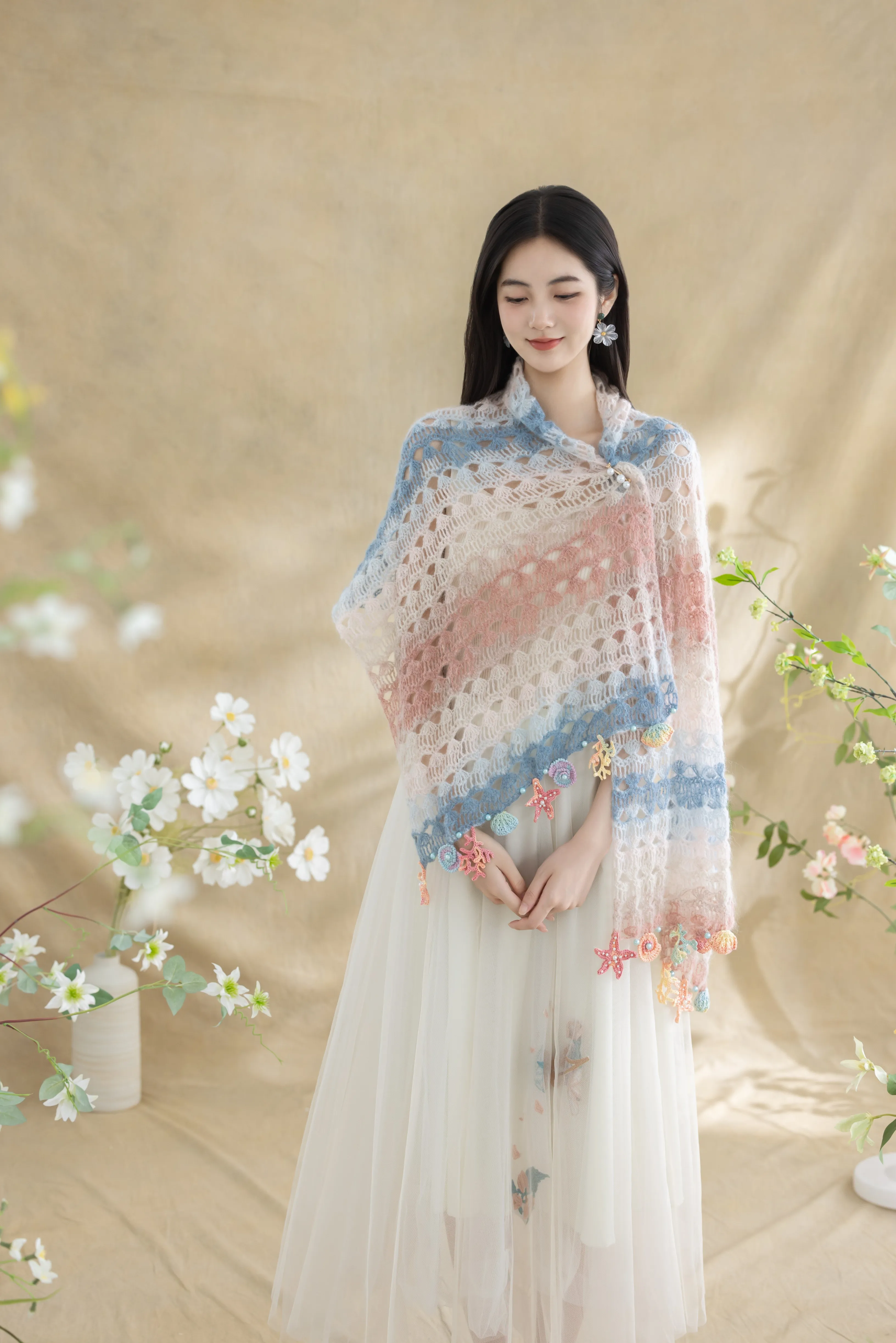 Luna Shell Shawl crochet project