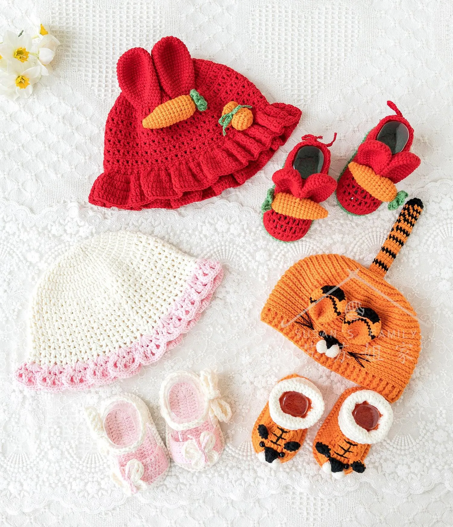 Cutie Kicks & Cap Set crochet project