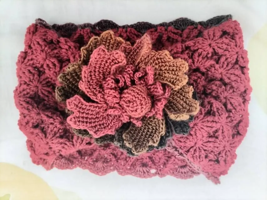 圍脖, a crochet project shared by Mandy