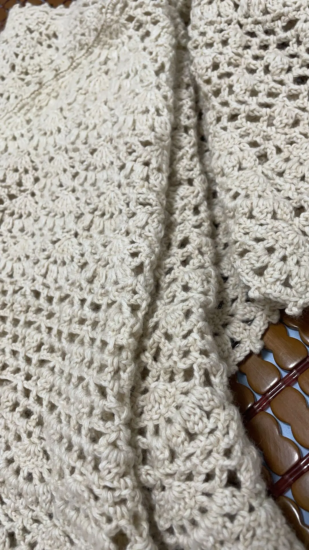 玲珑三角披肩, a crochet project shared by 叽里呱啦爱画画