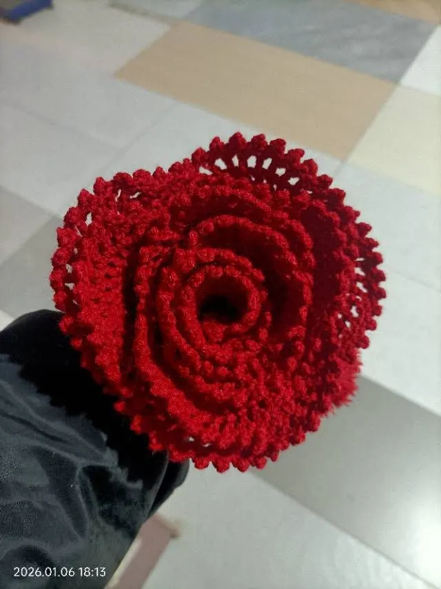 玫瑰花🌹围巾, a crochet project shared by &稻草人