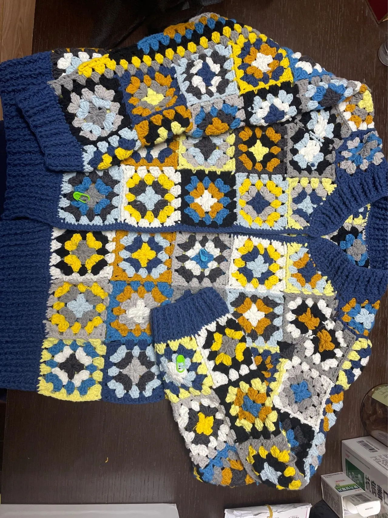 拉链还没装，迫不及待秀一下, a crochet project shared by 慢半拍
