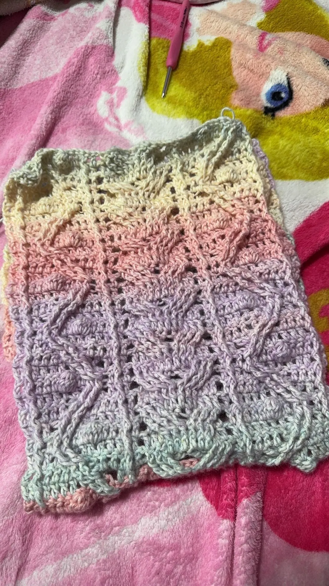 兩星期鈎了三分二, a crochet project shared by 摩卡