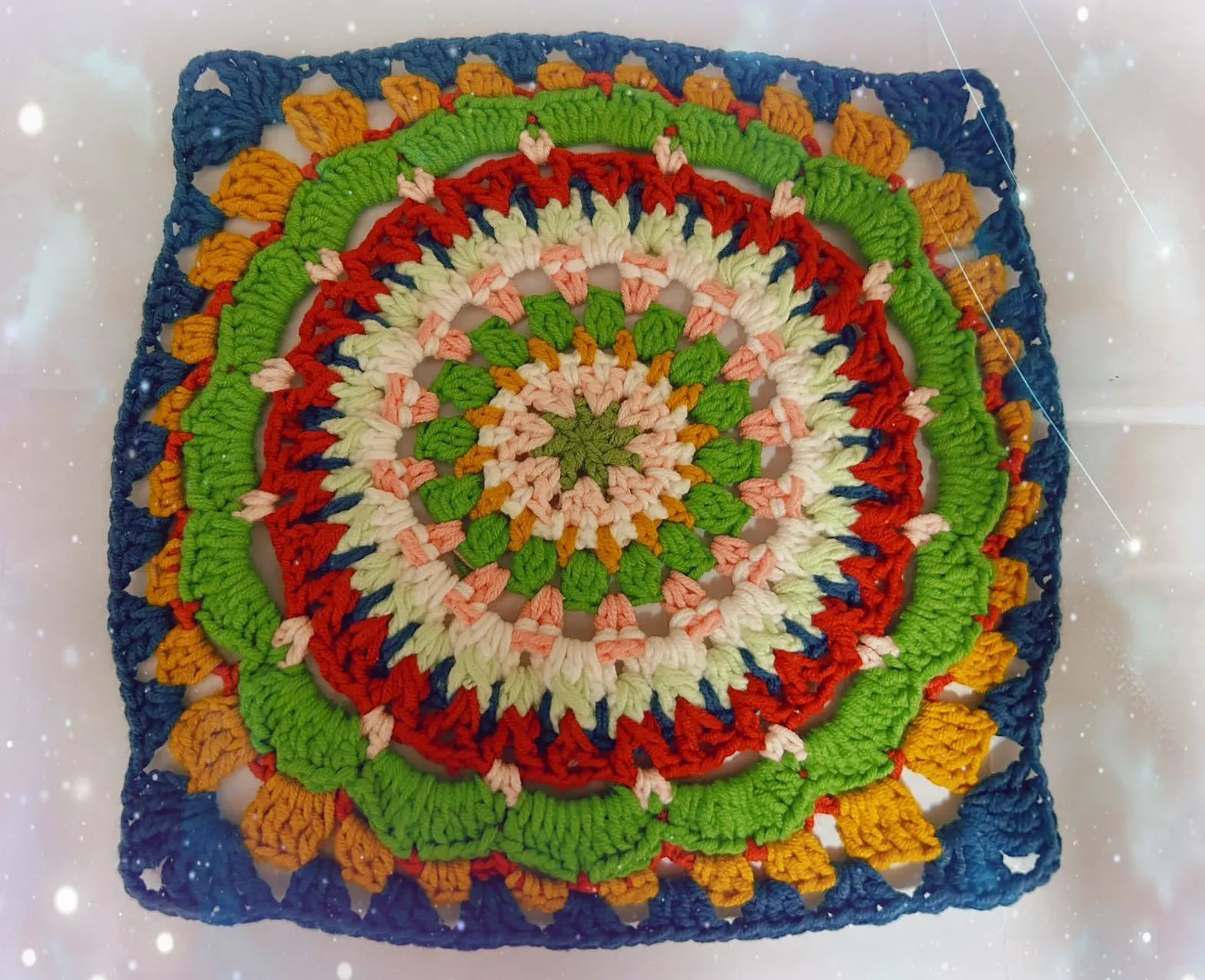 台灯, a crochet project shared by 🌟 派大星的海绵宝宝🤓