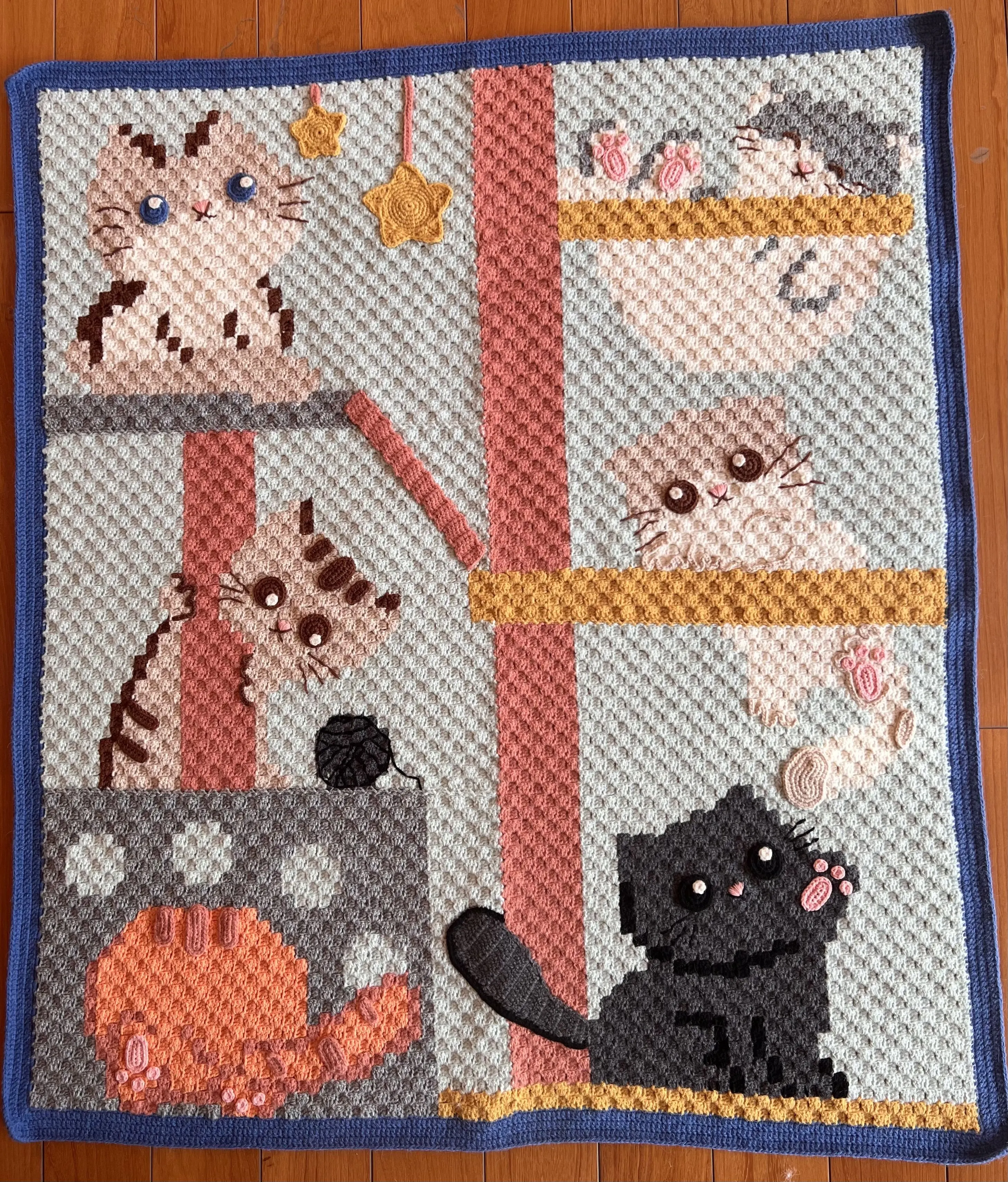 钩出来爱得要命，就是表情太难了哈哈, a crochet project shared by Community maker