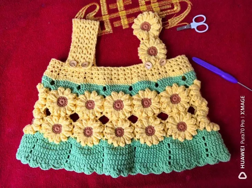向阳背心, a crochet project shared by 柔美
