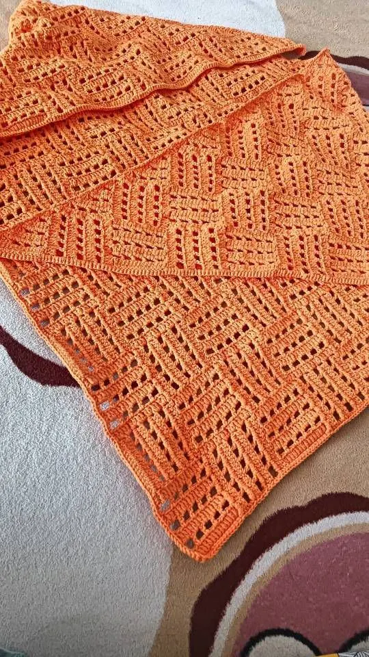 窗帘格披肩, a crochet project shared by 懒人一个