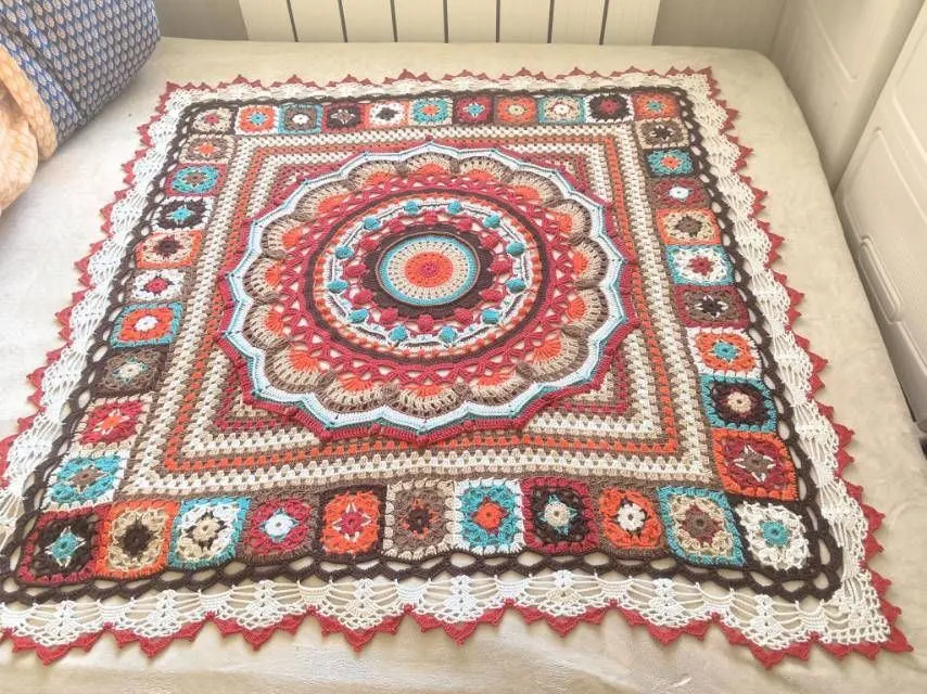 宝莲帷幔拼花毯，完工了🎉, a crochet project shared by 昭昭如愿