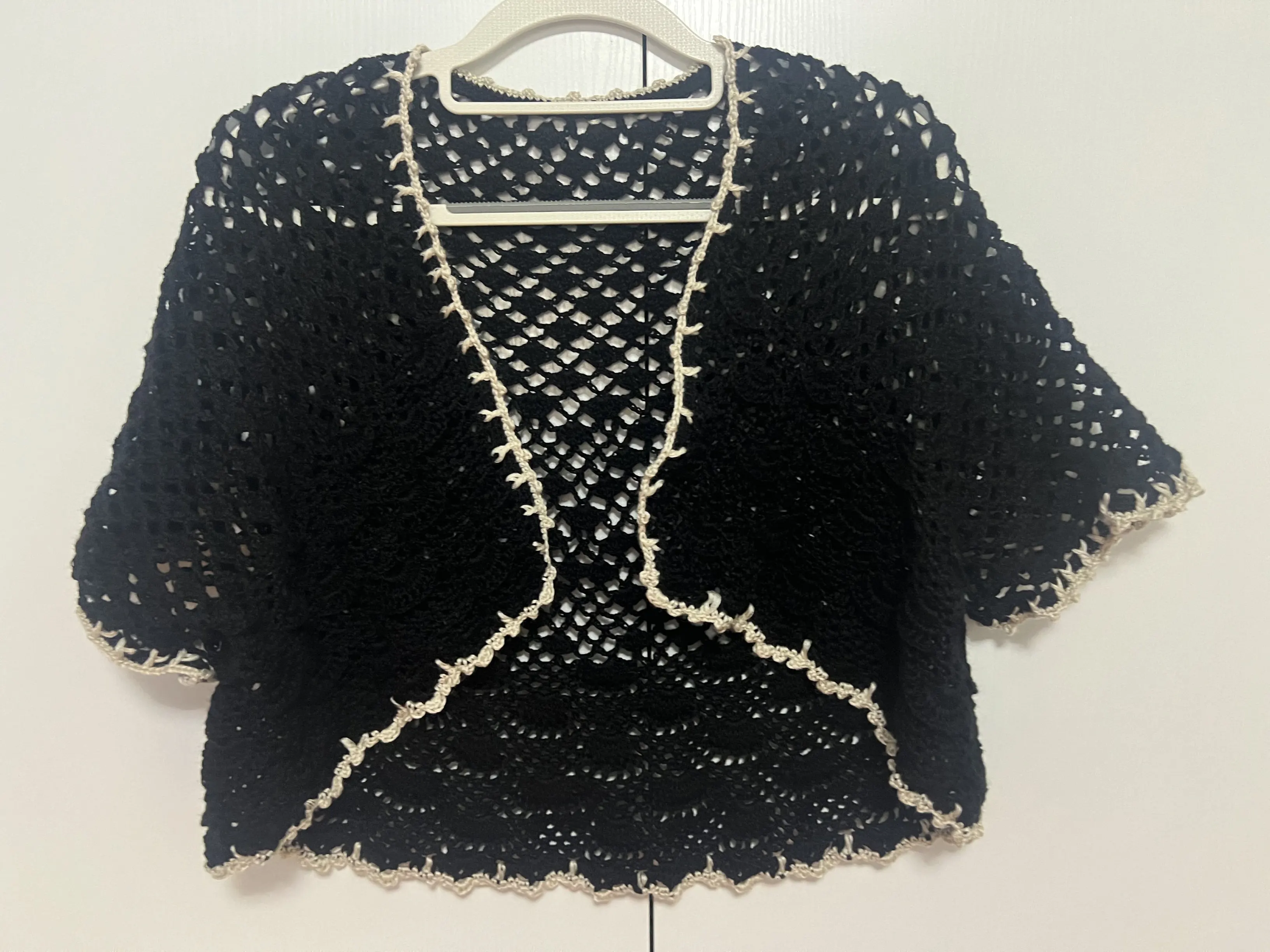又是黑色, a crochet project shared by 皮蛋浩浩