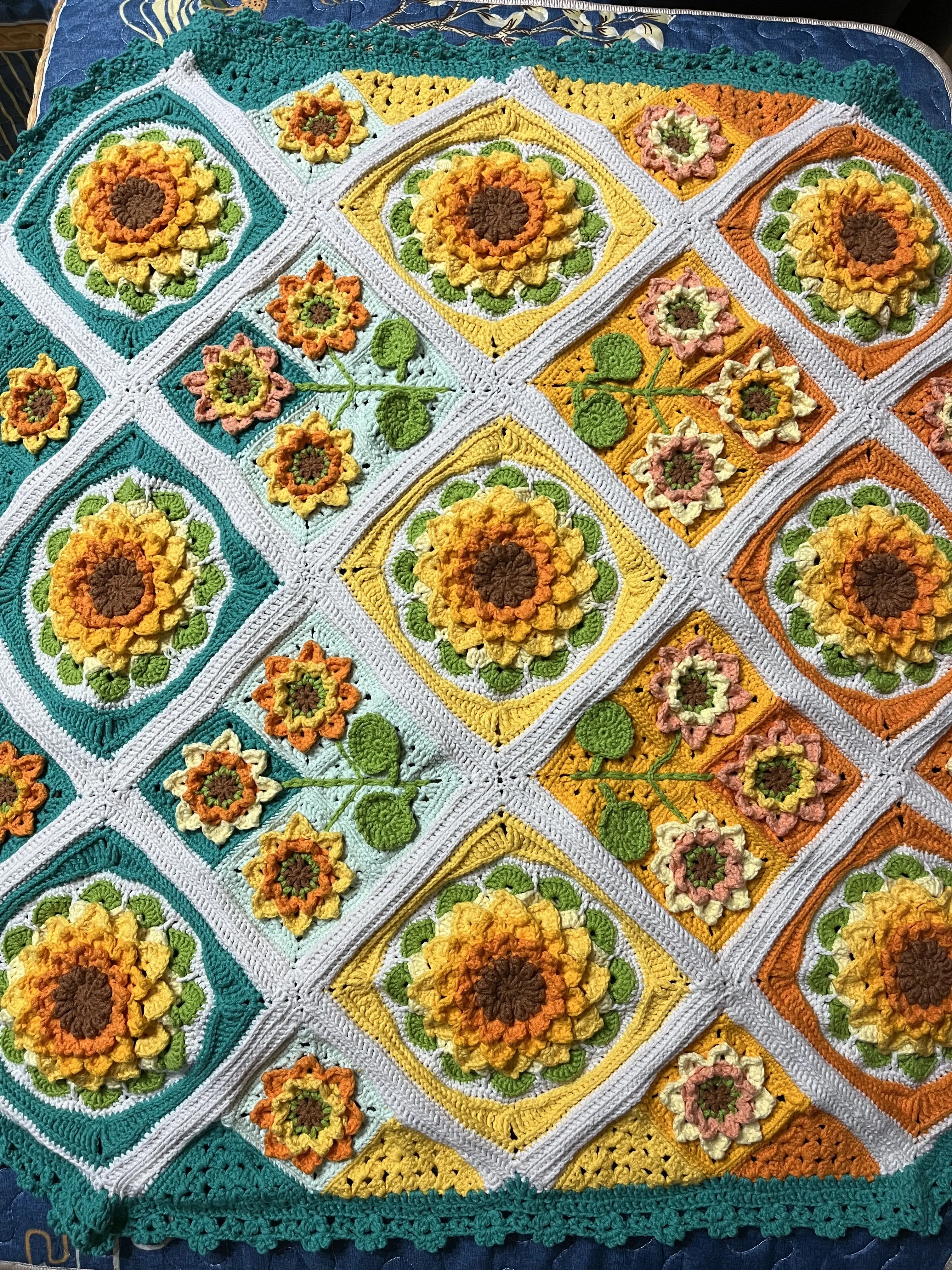 第一次勾的毯子, a crochet project shared by 皆因果