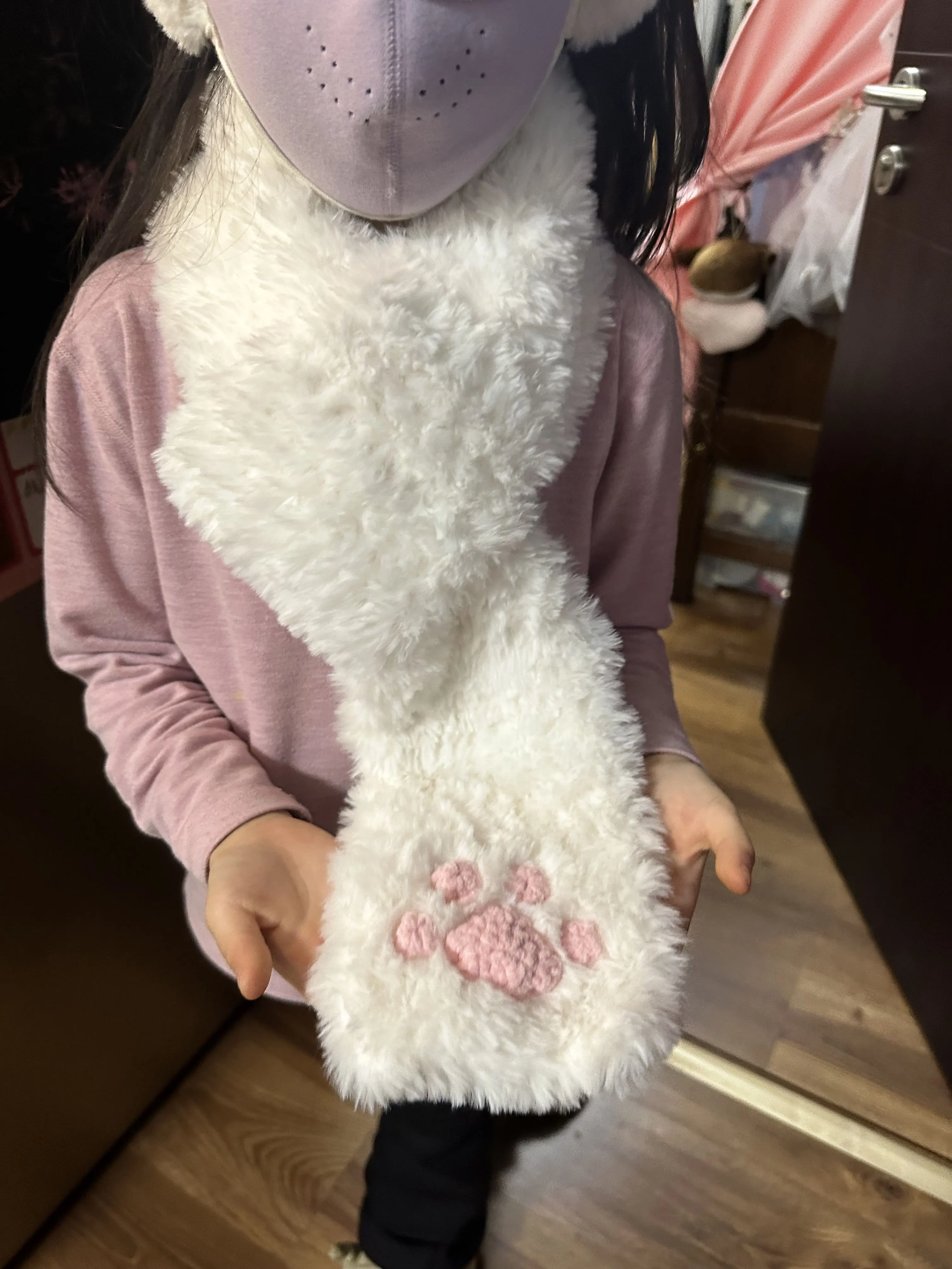 爪垫款围巾，很软很舒服的线材, a crochet project shared by 🌼🦶🏻癫🐈🐾