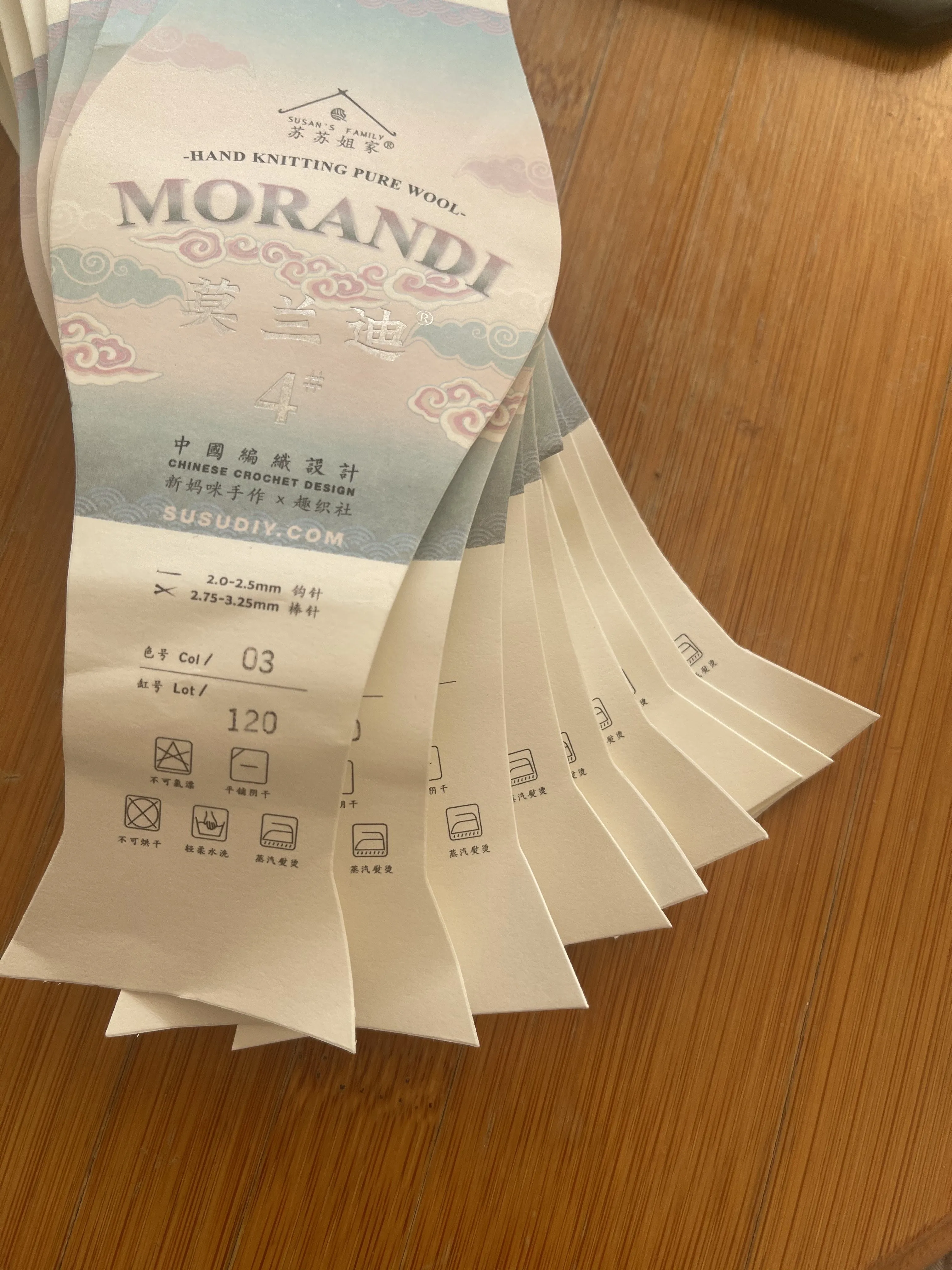 用莫兰迪4#丁香织了这款，喜欢的颜色+喜欢的花样，本人165/52，12号针11团线，领口起144针，正身356针，正身脚边344针, photo 1