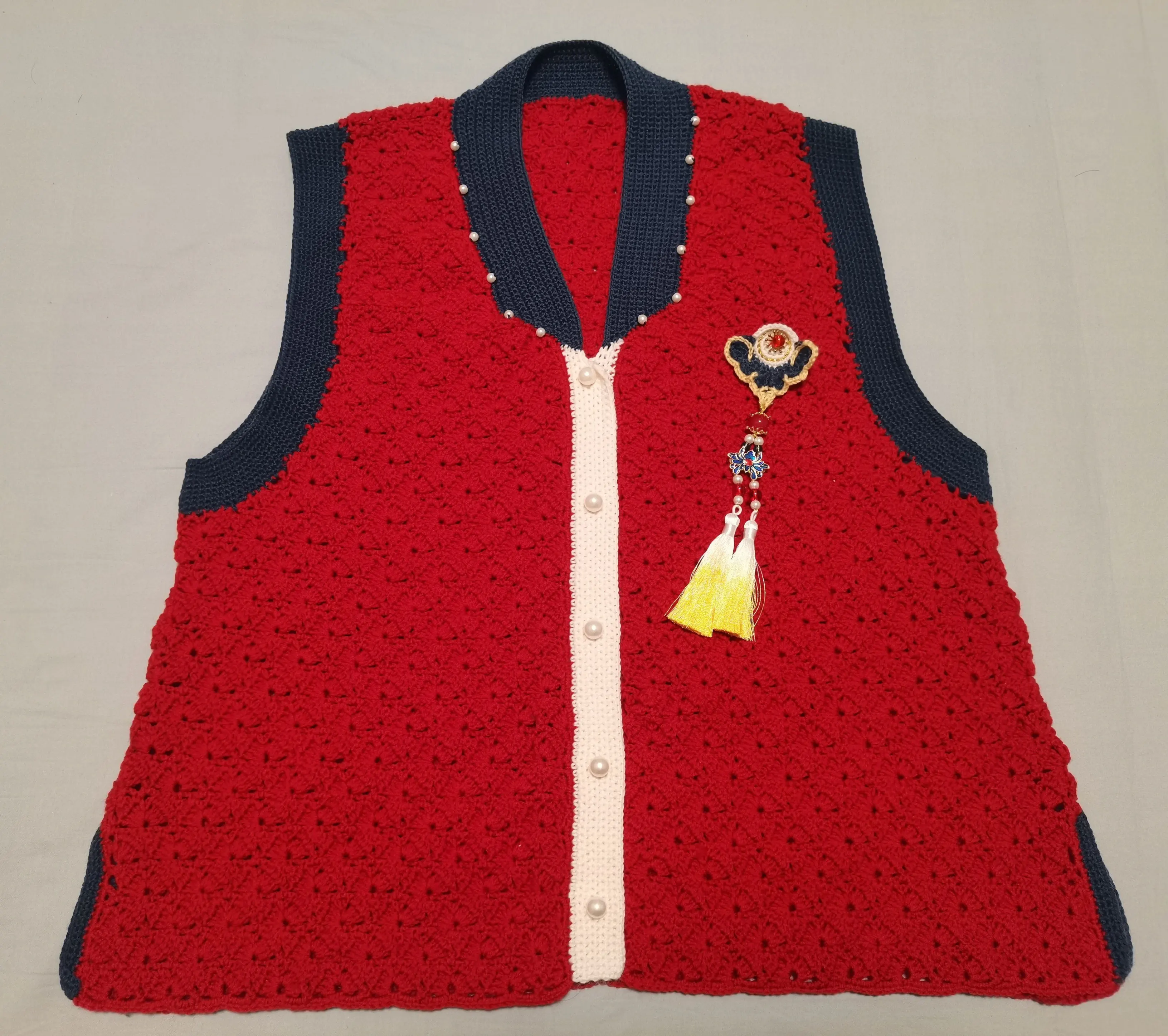 游园惊梦马甲, a crochet project shared by 让笨笨飘一会儿🧞‍♀️