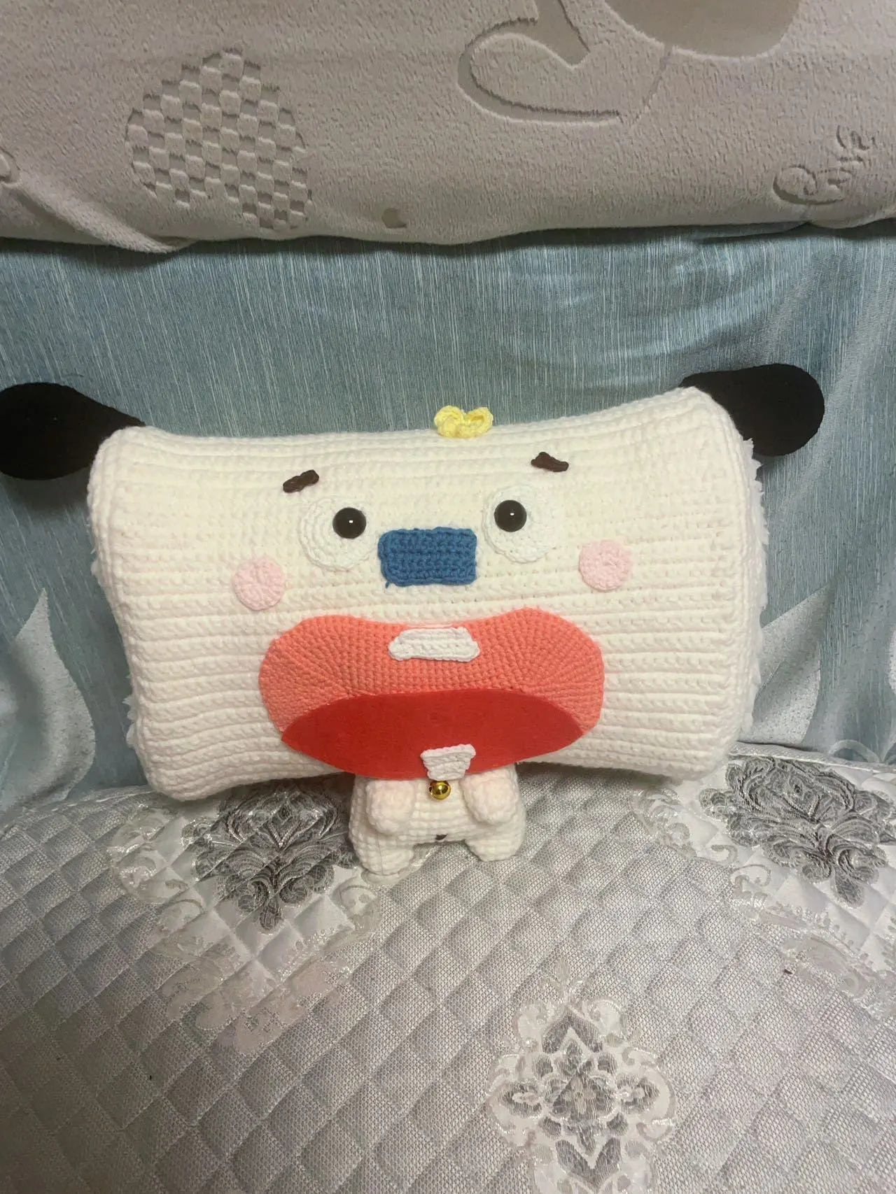 钩了6个抱枕送朋友的孩子, a crochet project shared by 岳岳