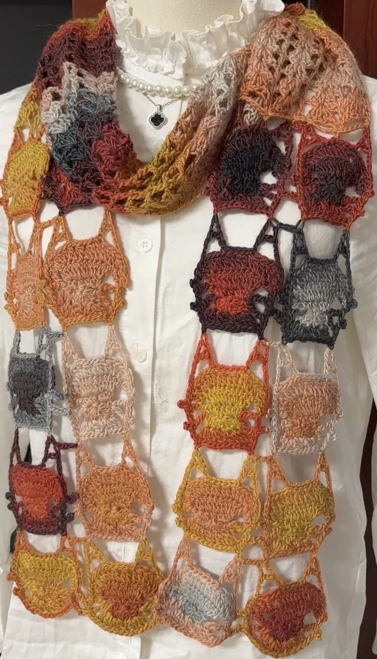 初晓猫咪围巾很好看, a crochet project shared by 岳岳