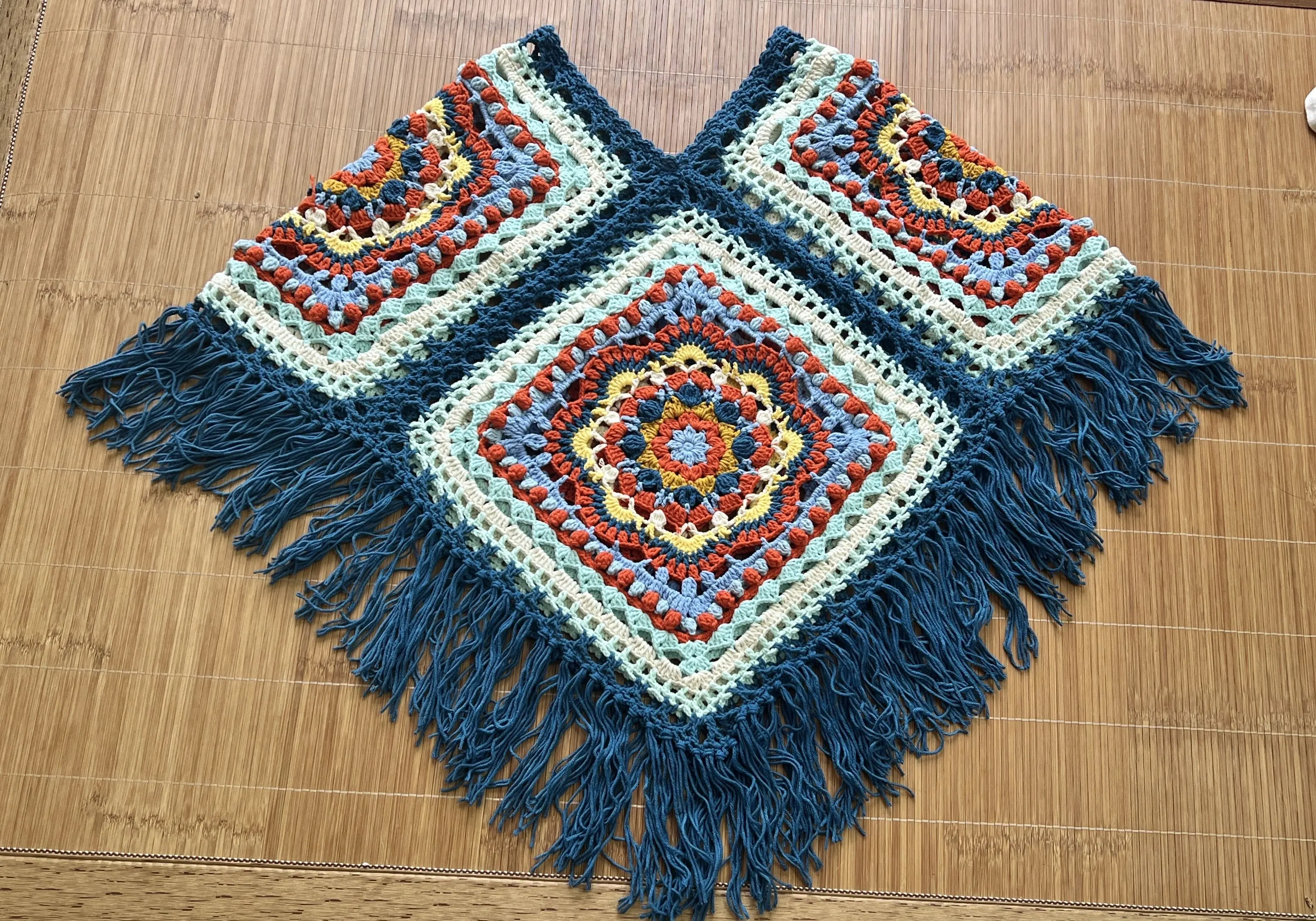 照着图片配四股棉钩织, a crochet project shared by 阿汤仔