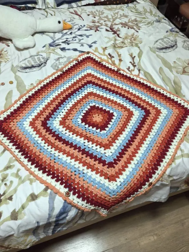 两用抱枕毯, a crochet project shared by 絮儿
