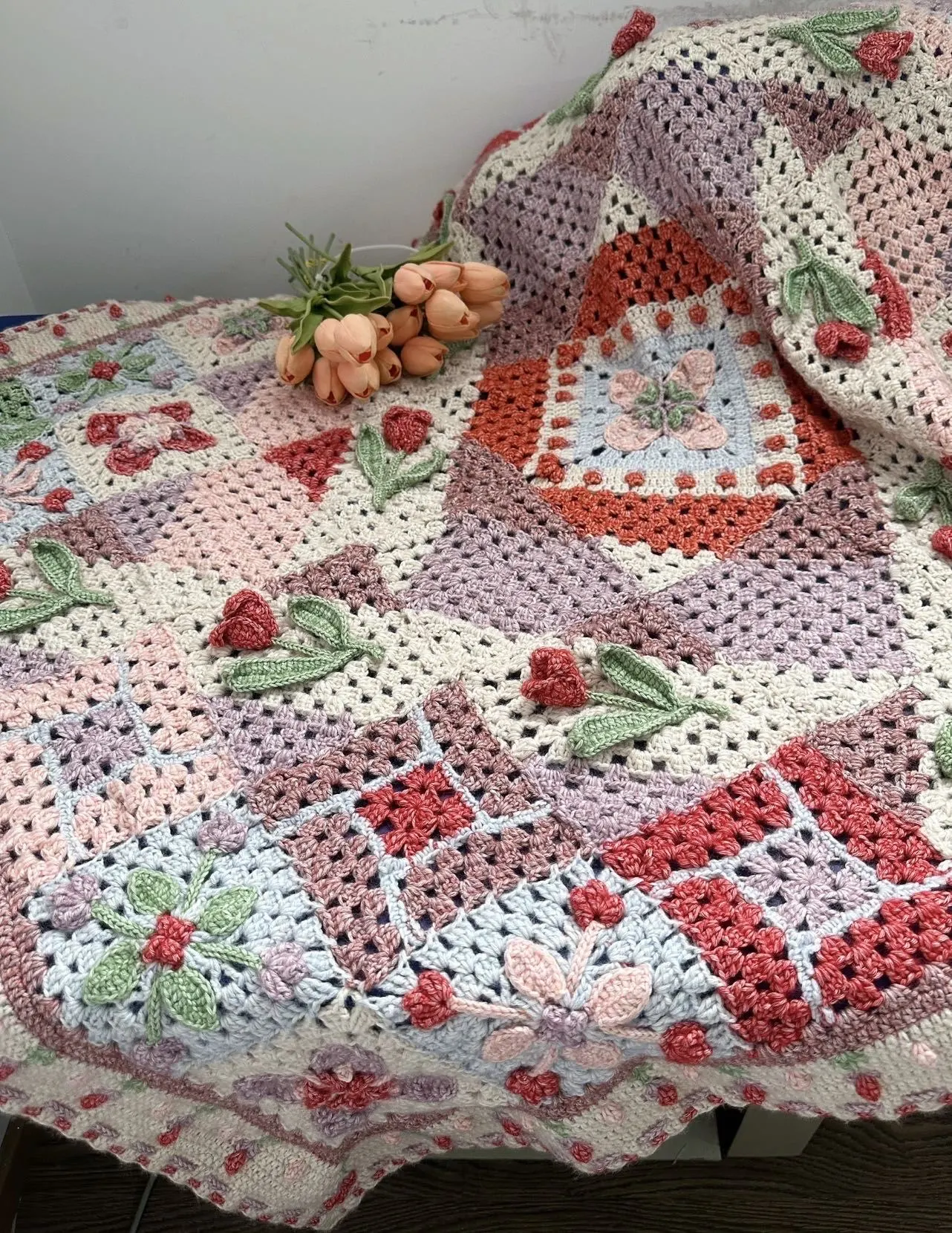 貌美的郁金香毯子, a crochet project shared by NaoN甘.🐰