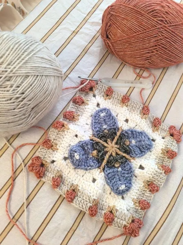 郁金香毯子, a crochet project shared by 哆来咪