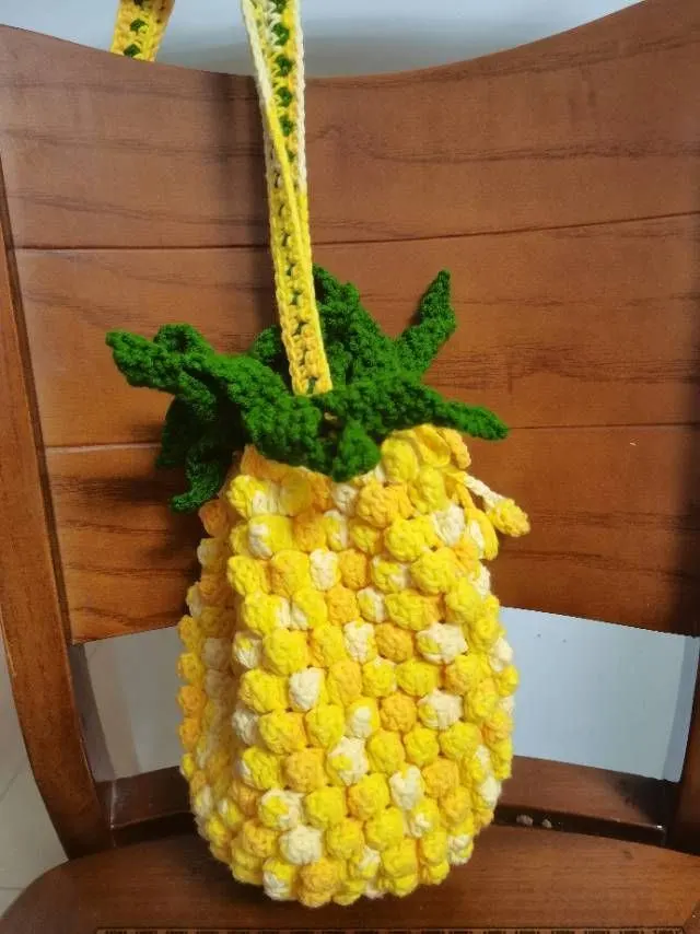 可以斜挎的菠萝包, a crochet project shared by 毛线小森林
