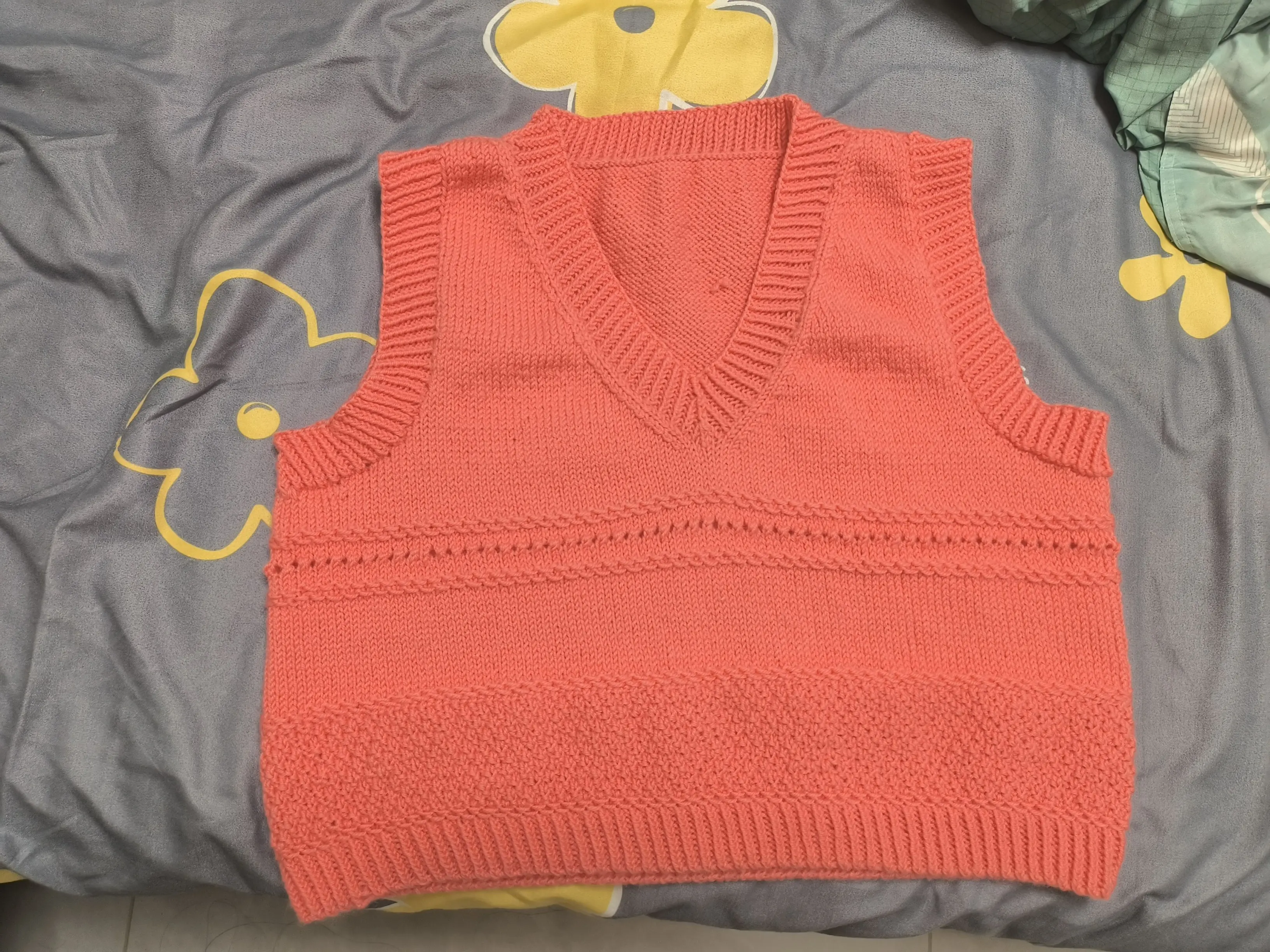 璃月背心完成啦, a crochet project shared by 夜与蔷薇