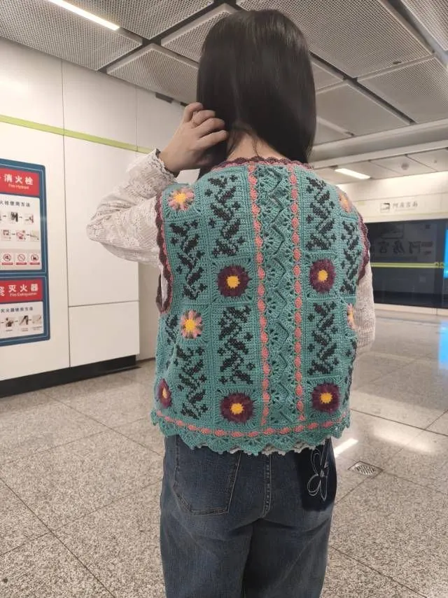 古丽朵帕马甲, a crochet project shared by 潘小漂