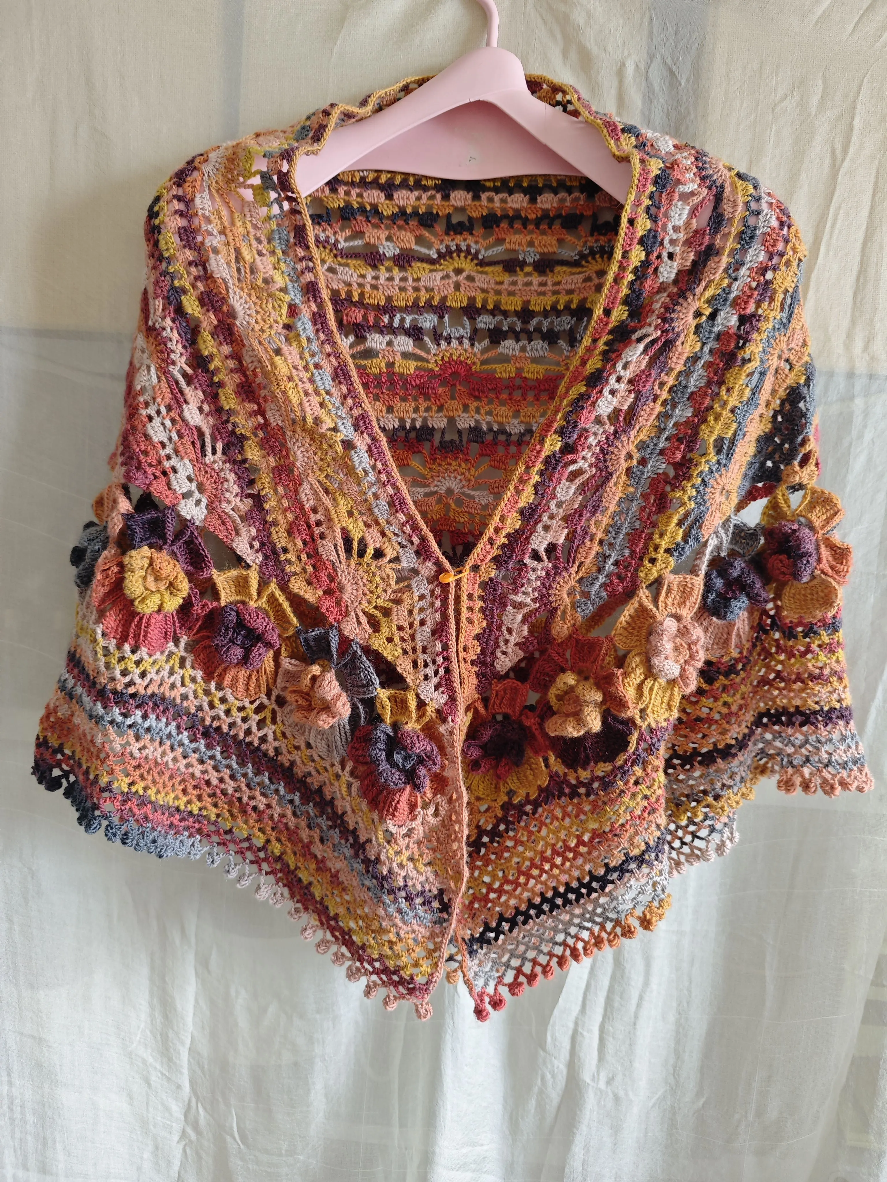 渐晚芙蓉, a crochet project shared by Community maker