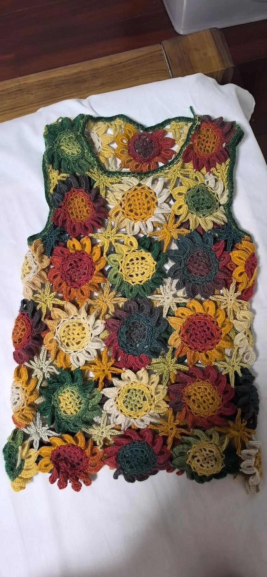 向阳花背心, a crochet project shared by 珊珊姐