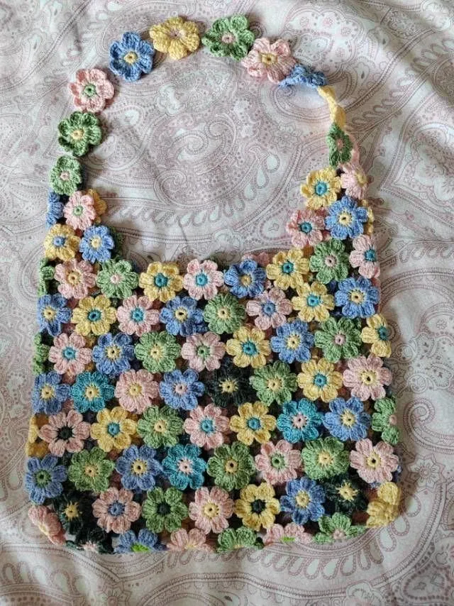 繁花包包, a crochet project shared by 蓝睛