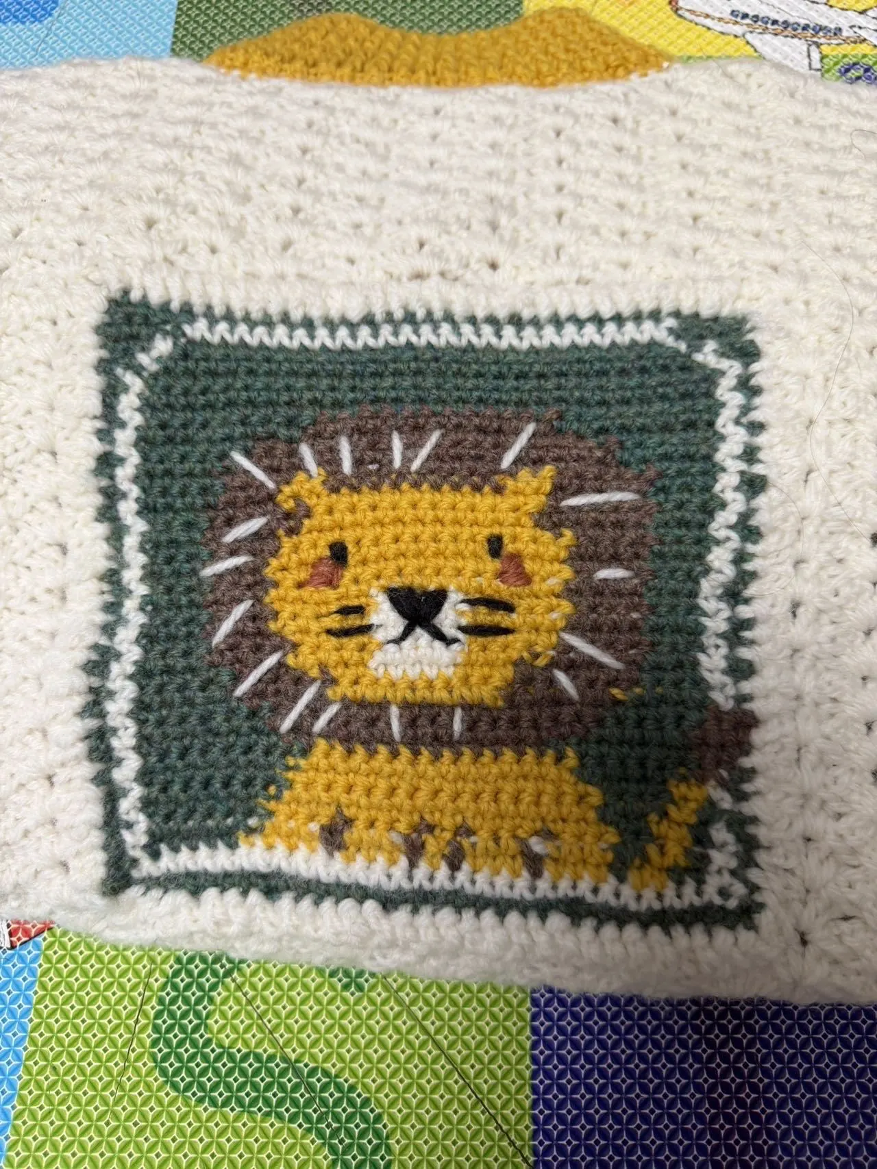 可爱毛衣终于完工了, a crochet project shared by CC