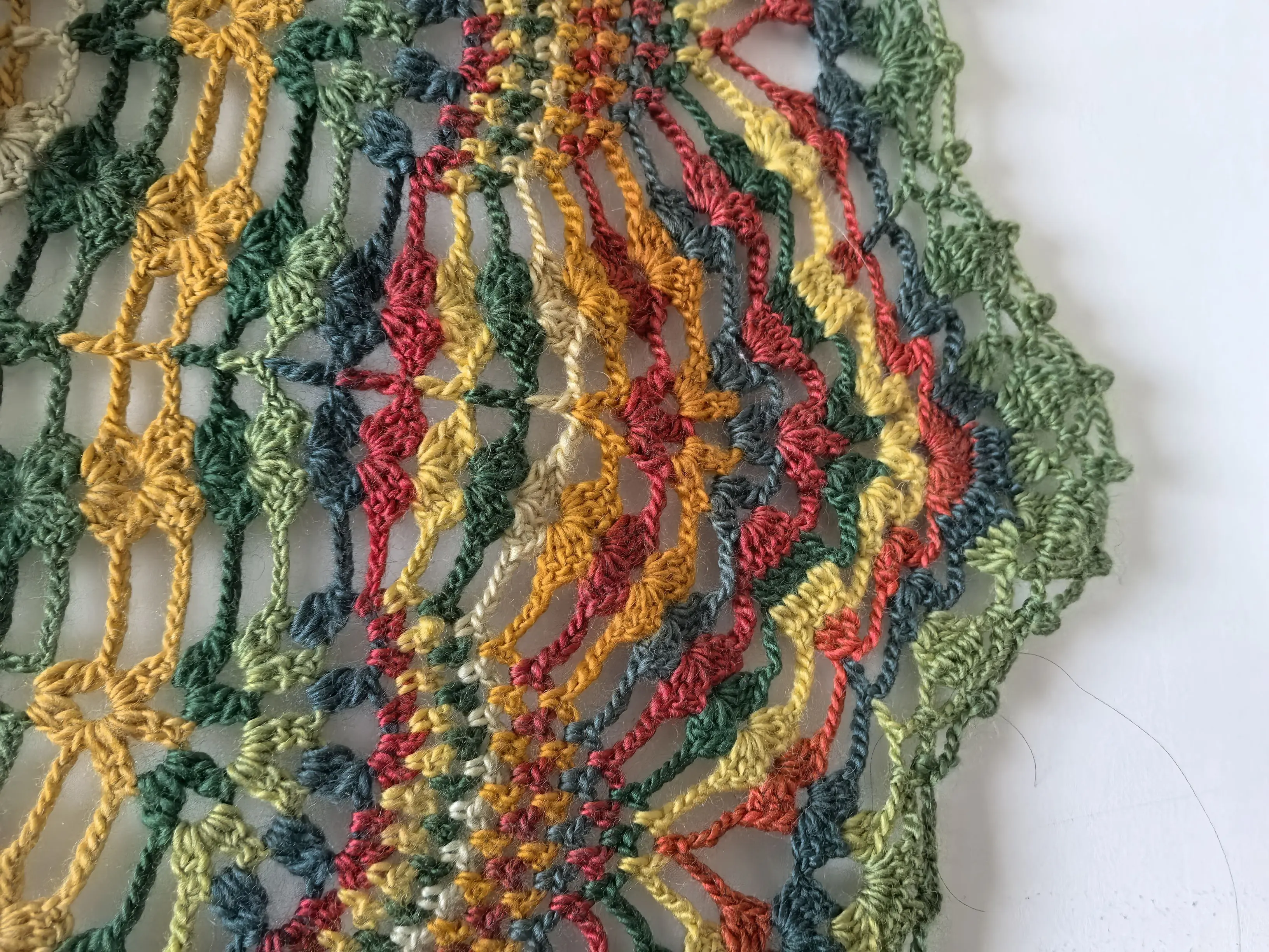 茱萸披肩, a crochet project shared by 一线织云