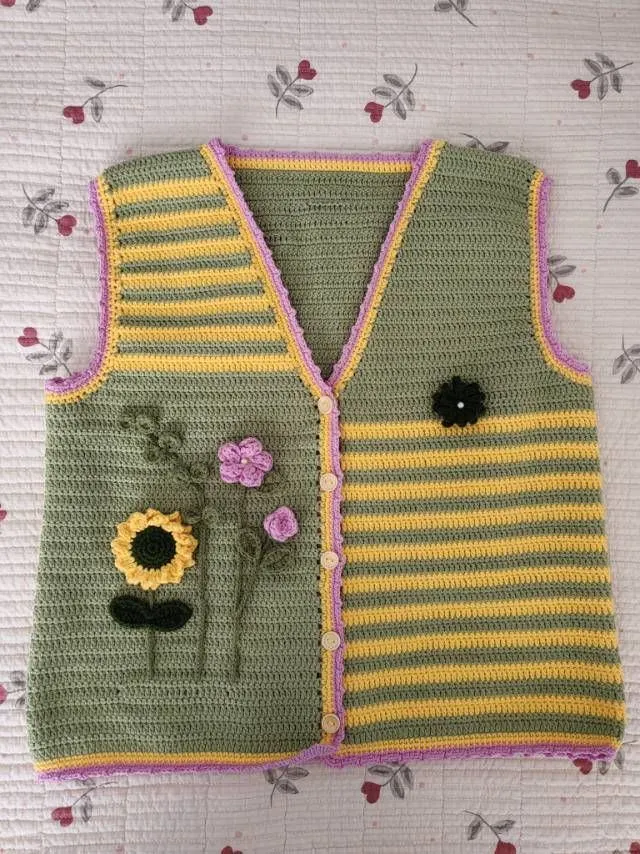 呆萌趣味马甲，按图解做了调整, a crochet project shared by Rabbit
