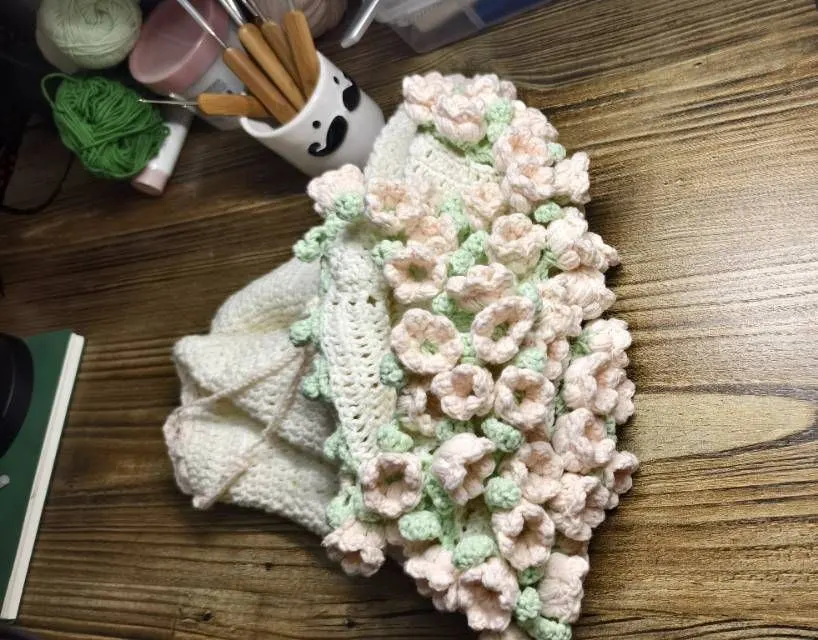 铃兰花束斗篷, a crochet project shared by Community maker