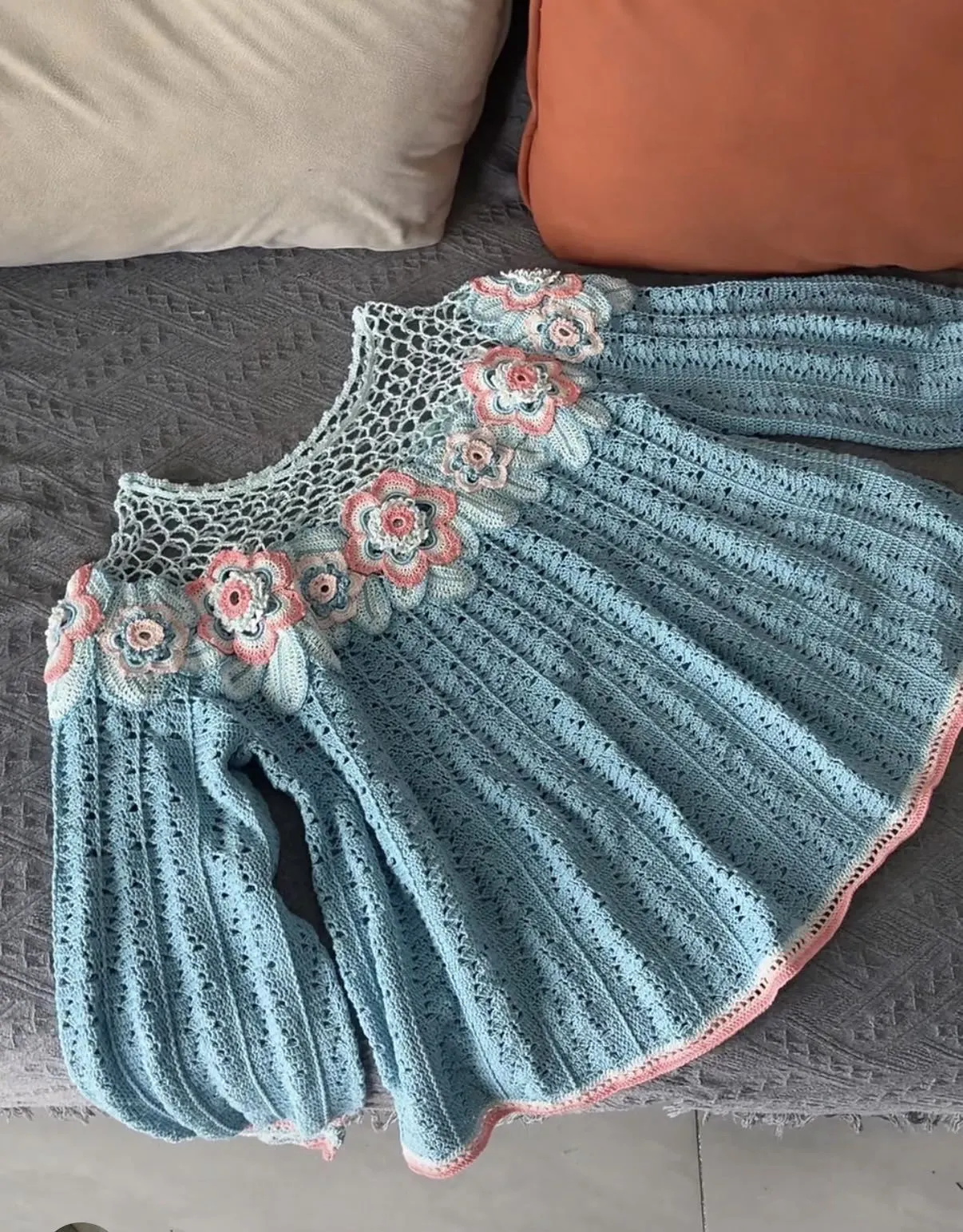 寻栀花朵蕾丝罩衫, a crochet project shared by 大大大大大露露