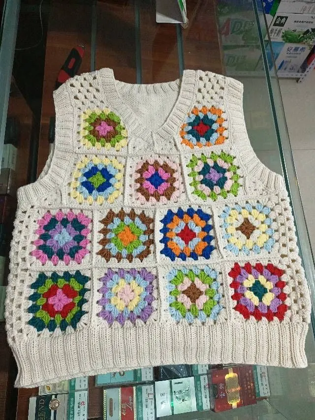 祖母格子背心, a crochet project shared by 六月🍀