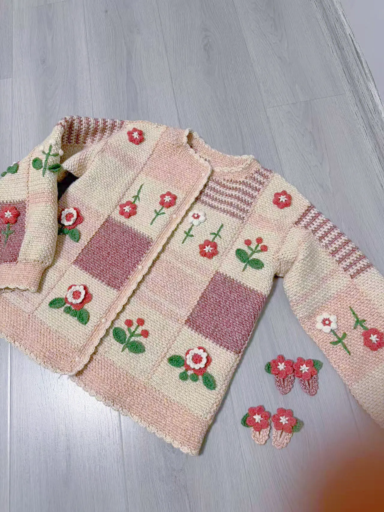 格森开衫外套, a crochet project shared by 大大大大大露露