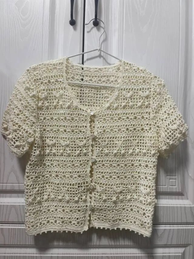 樱桃🍒开衫, a crochet project shared by 默默
