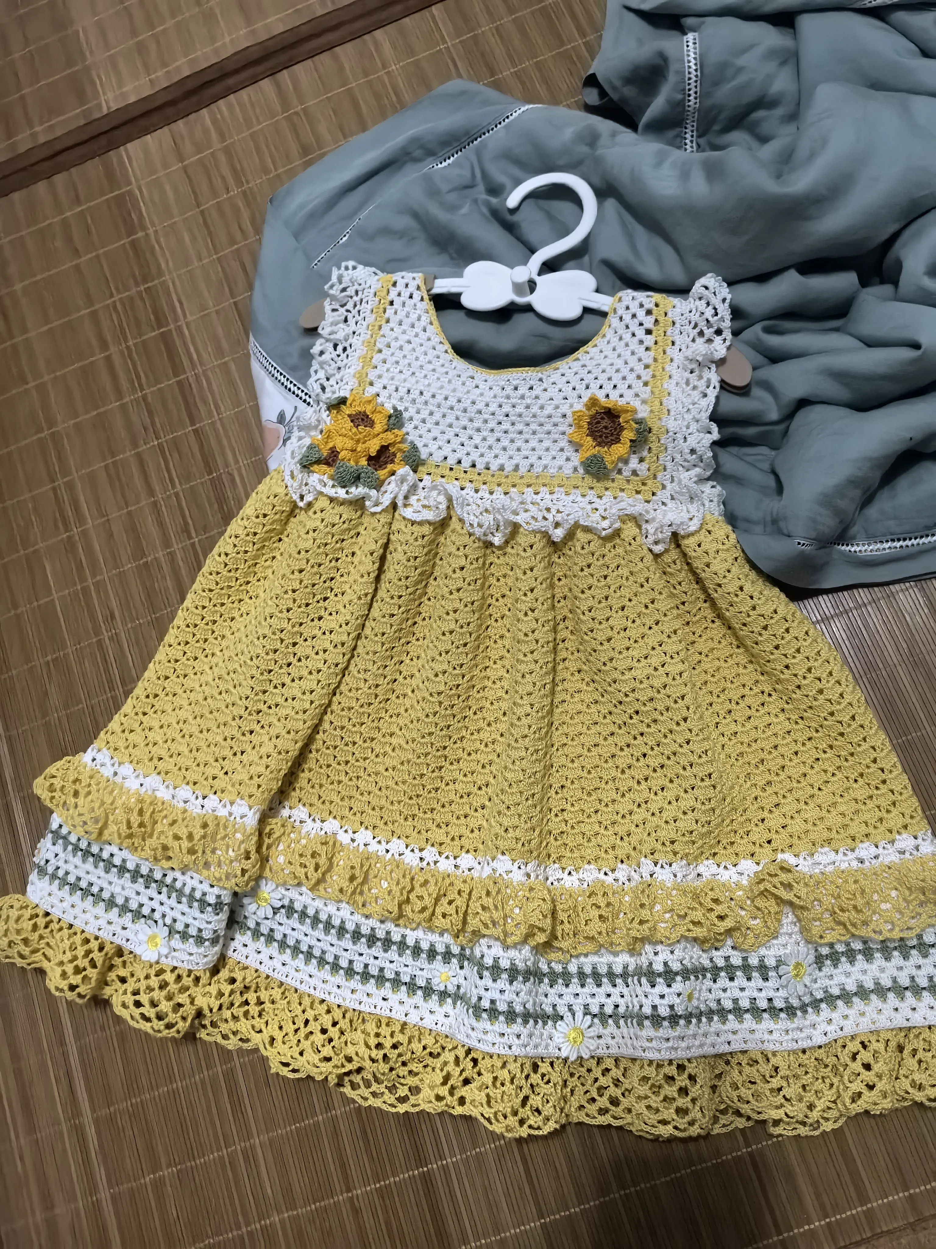 花楹连衣裙, a crochet project shared by 涵宝贝