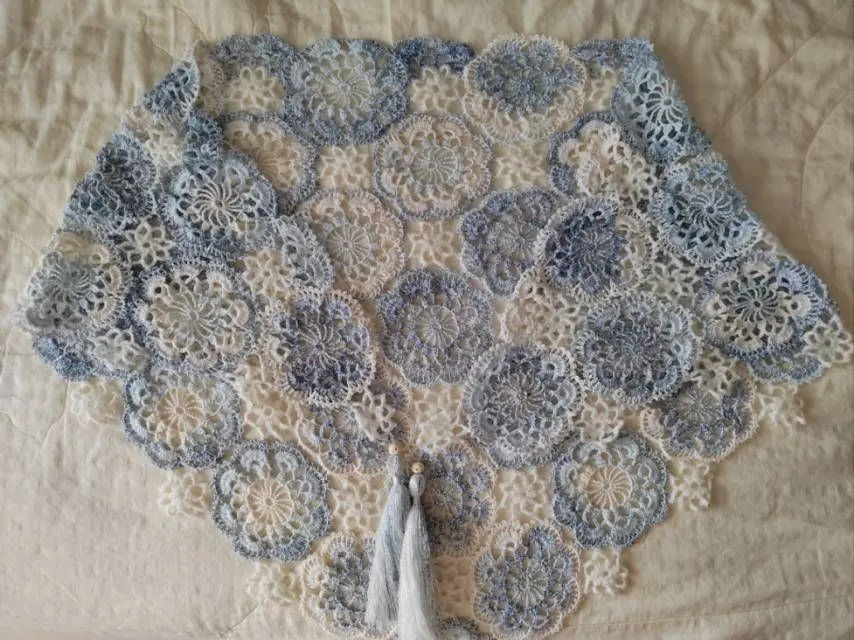 烟雨披肩, a crochet project shared by Angel