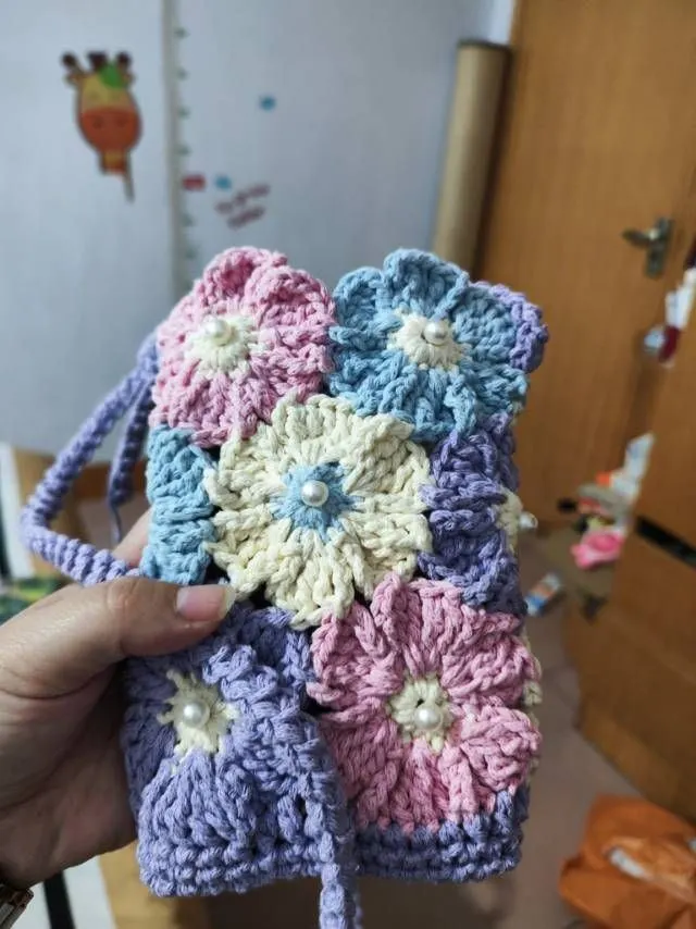 繁花手机包, a crochet project shared by 落落
