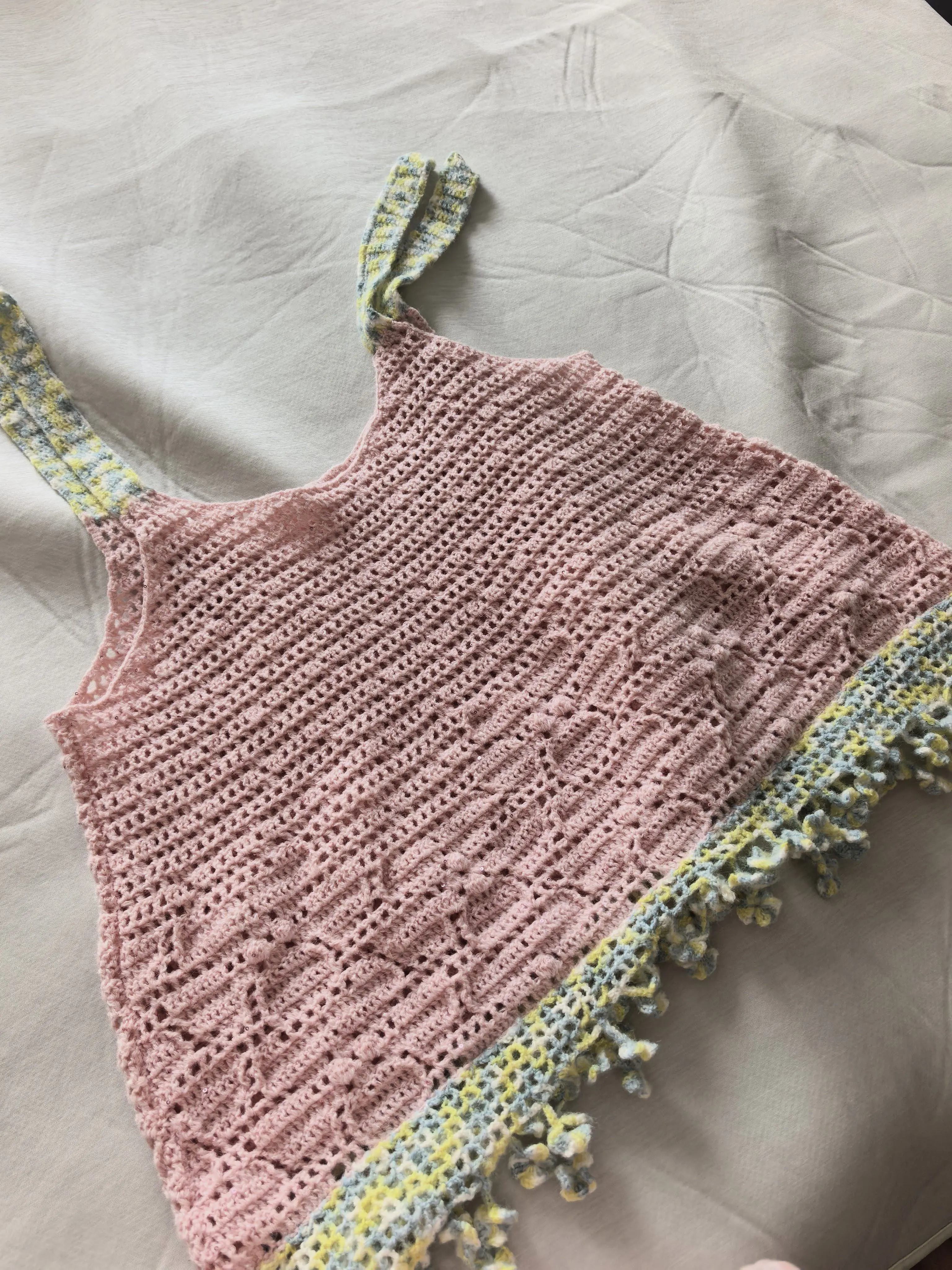 《原野吊带上衣》, a crochet project shared by 香菜盖浇饭