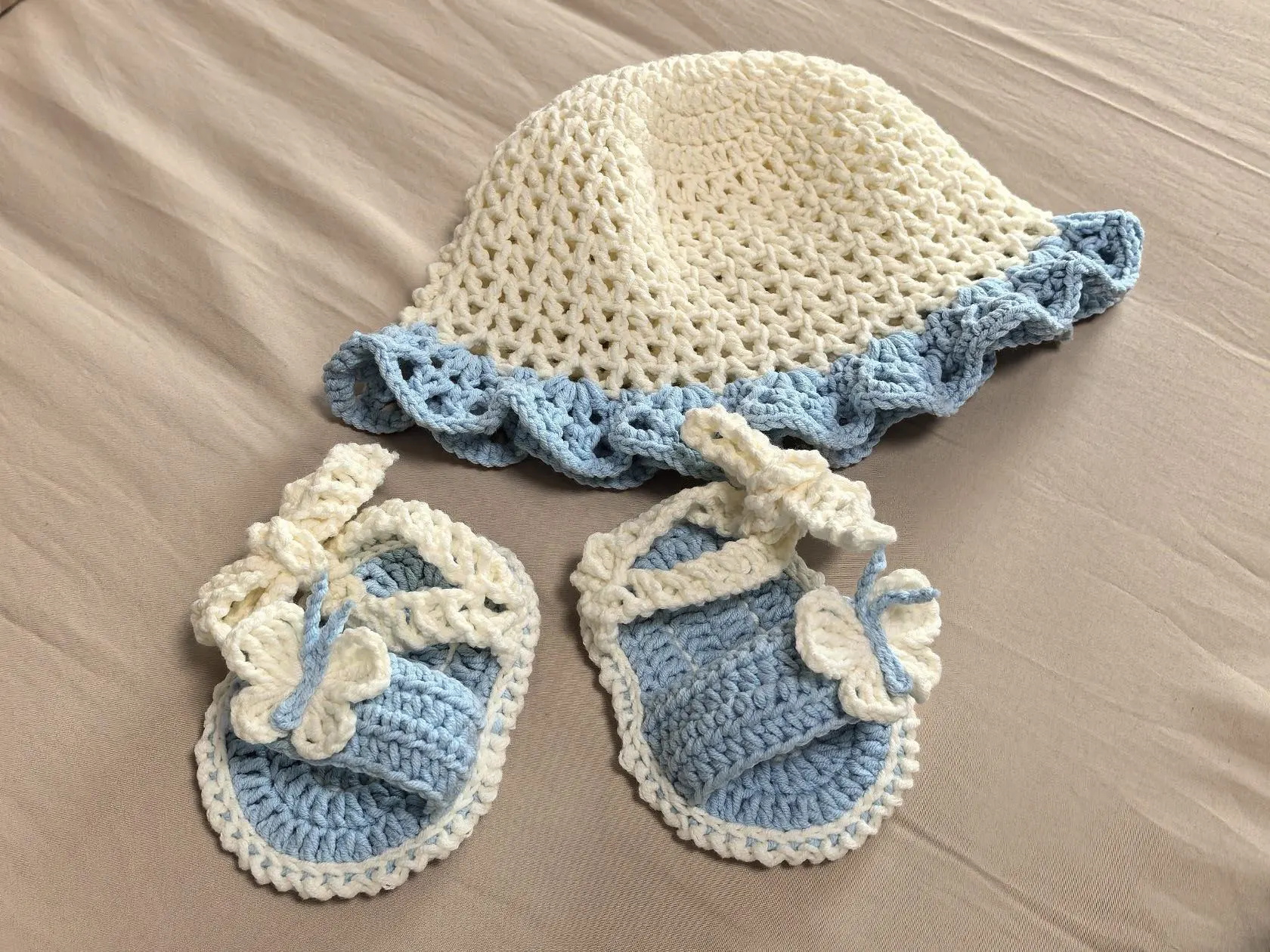 《萌趣鞋帽蓝色》, a crochet project shared by 香菜盖浇饭