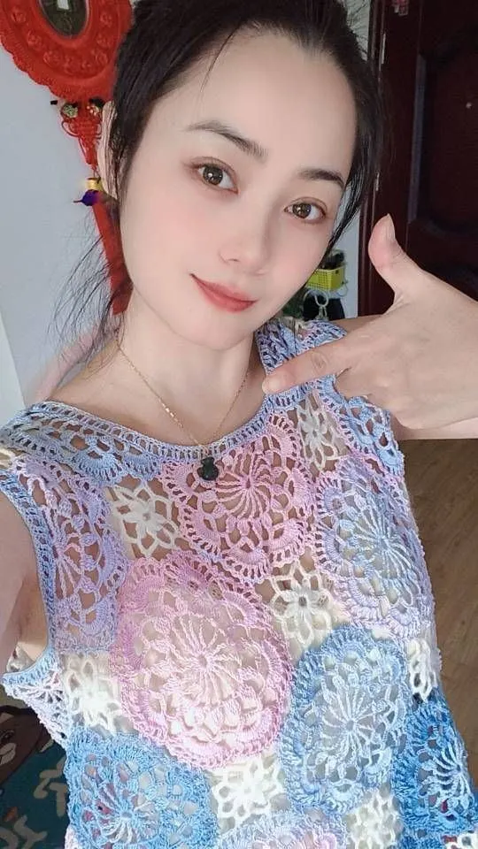 烟雨拼花背心, a crochet project shared by 淡定