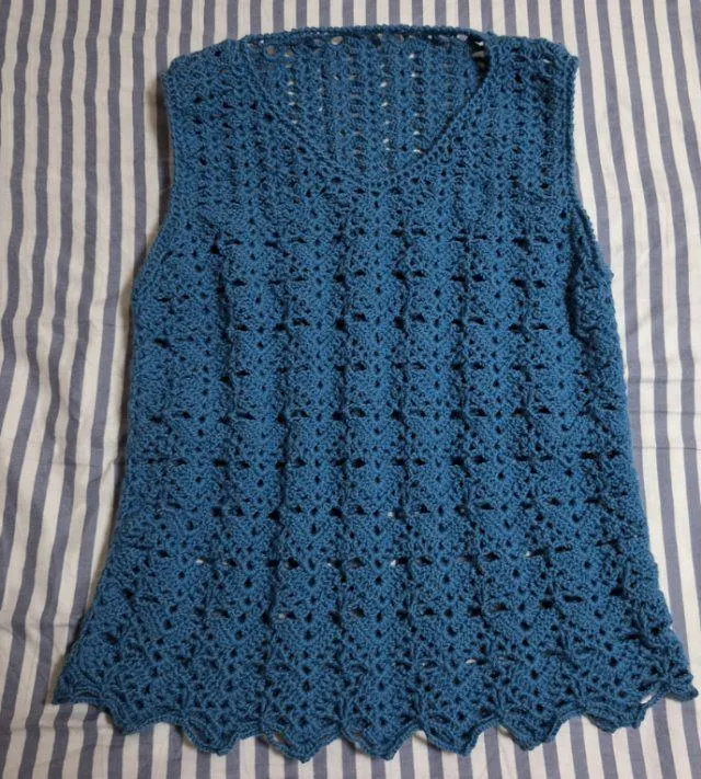 菠藝背心, a crochet project shared by celia