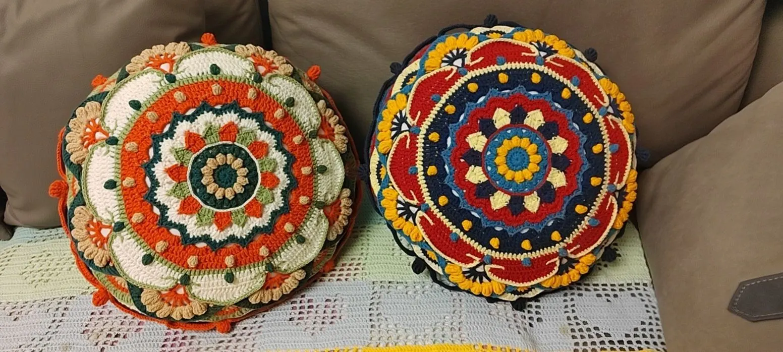 宝相花抱枕, a crochet project shared by 忘忧七七