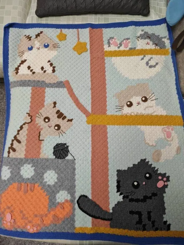 第三条毯子完工, a crochet project shared by Community maker
