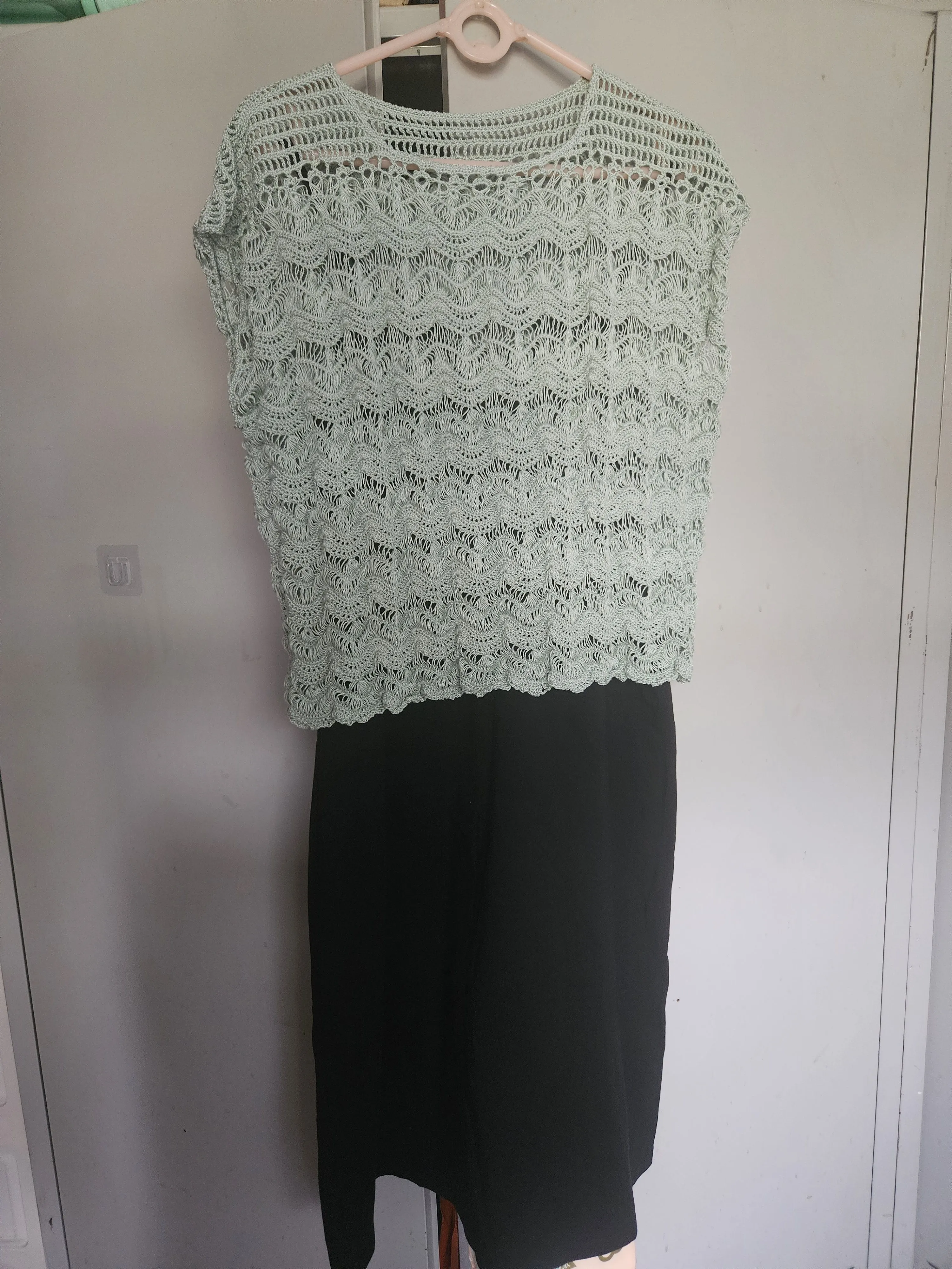小罩衫, a crochet project shared by 李响(近我者瘦 近我者富)